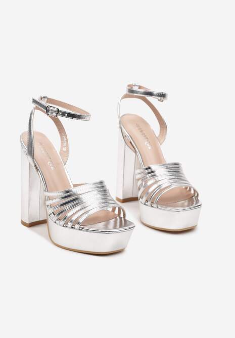 Srebrne Sandały na Platformie i Słupku z Ozdobnymi Paskami Senatia