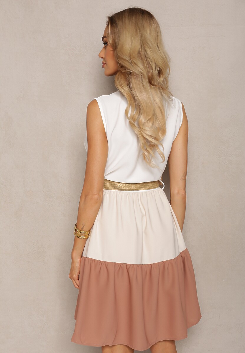 Beżowa Sukienka o Rozkloszowanym Kroju z Dodatkowym Paskiem z Plecionki z Klamrą Wykończona Falbanką i Koronką Fumara