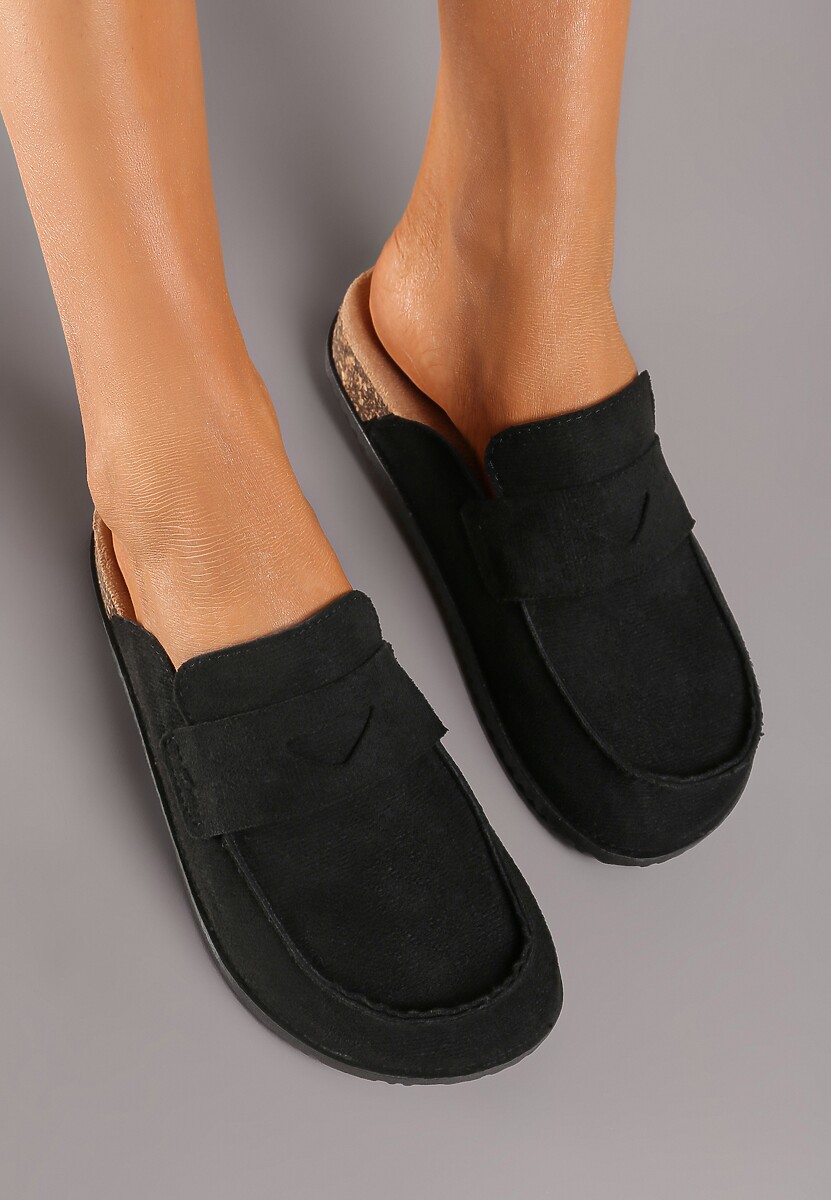 Czarne Chodaki Klapki na Płaskiej Podeszwie z Kwadratowymi Noskami Velimia