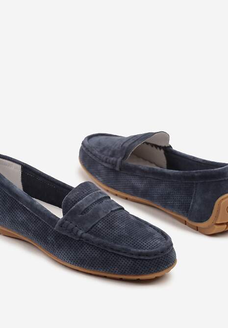 Granatowe Mokasyny ze Skóry Naturalnej Zdobione Perforacją Revaya