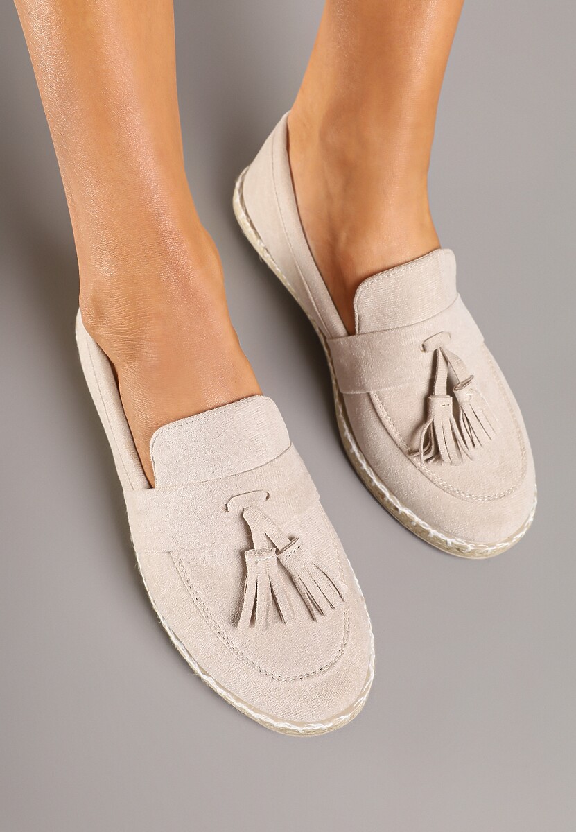 Beżowe Espadryle Ozdobione Frędzlami na Nosku Wanelis