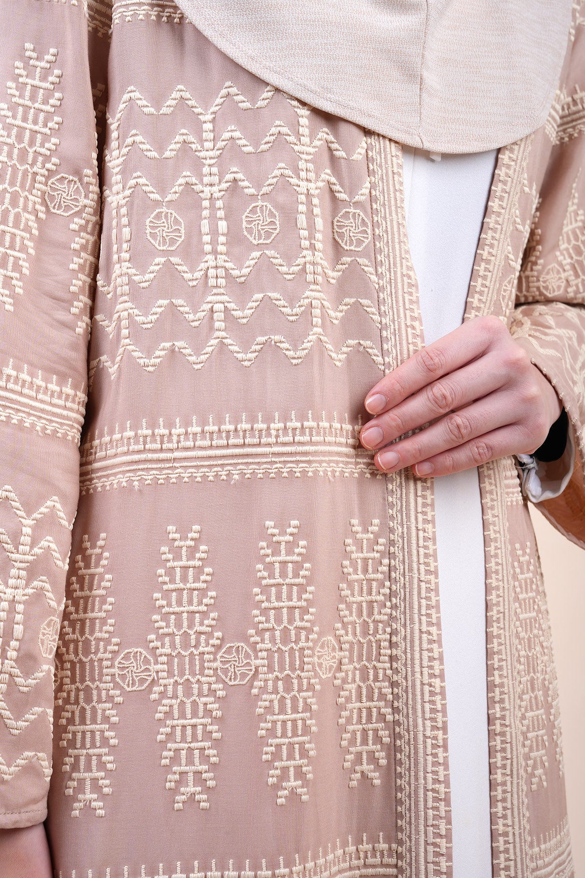 Darasha Embroidery Abaya