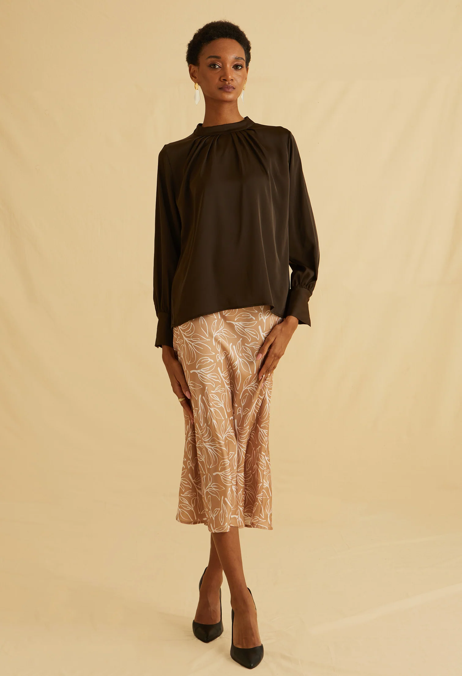 Poised Mandarin Long Sleeves Top