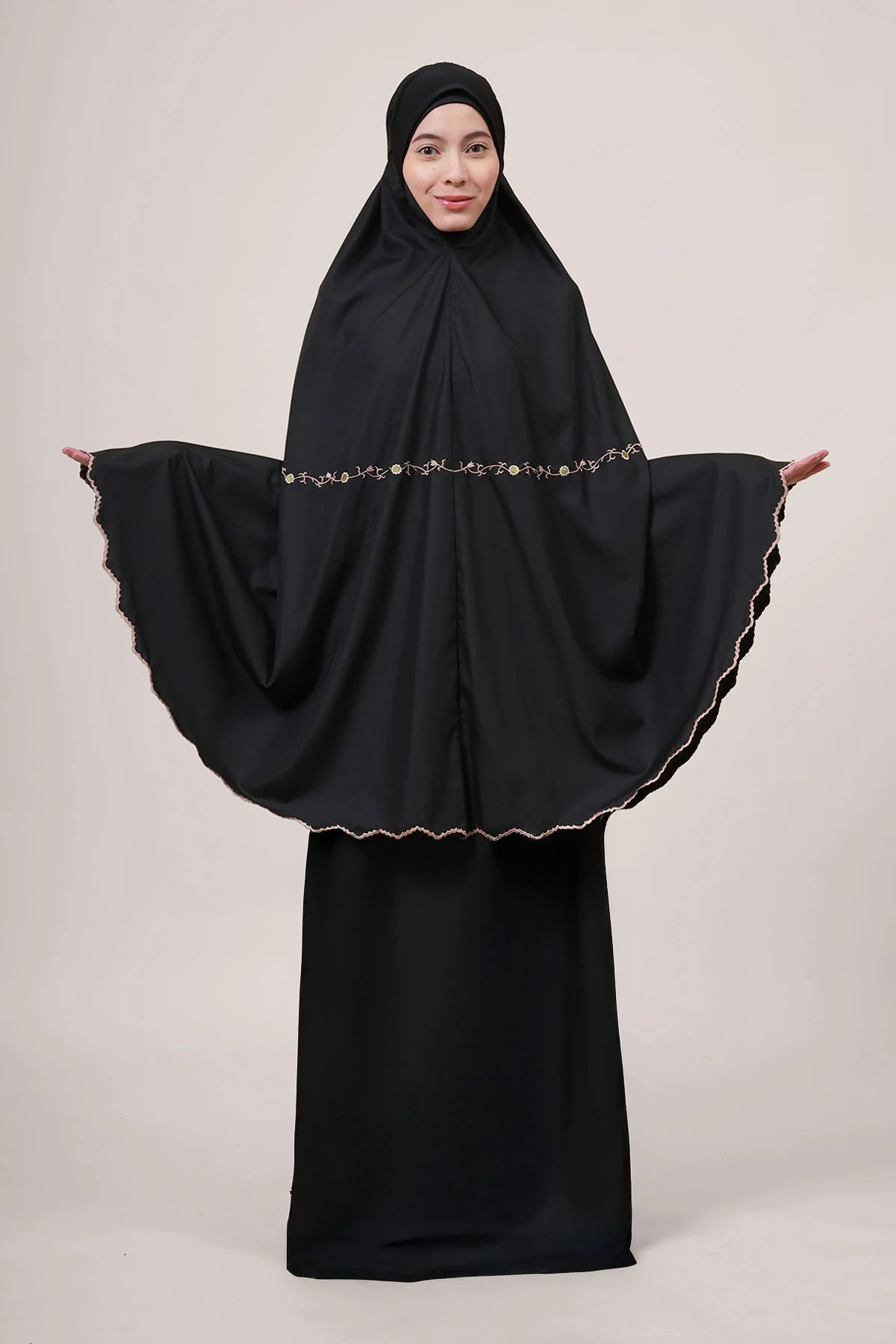 Telekung Maharani Broderie Zaima