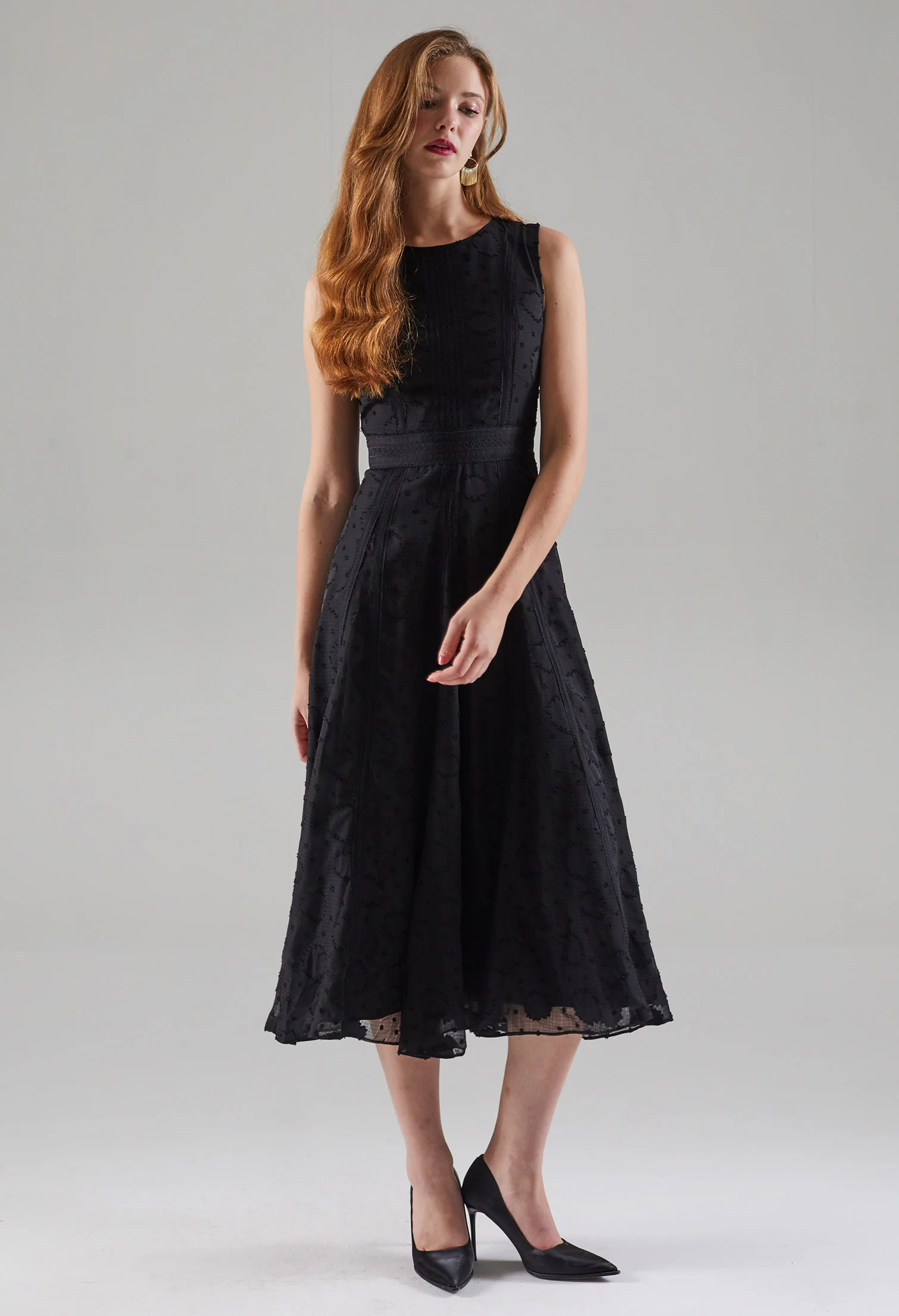 Embroidered Sleeveless Midi Dress