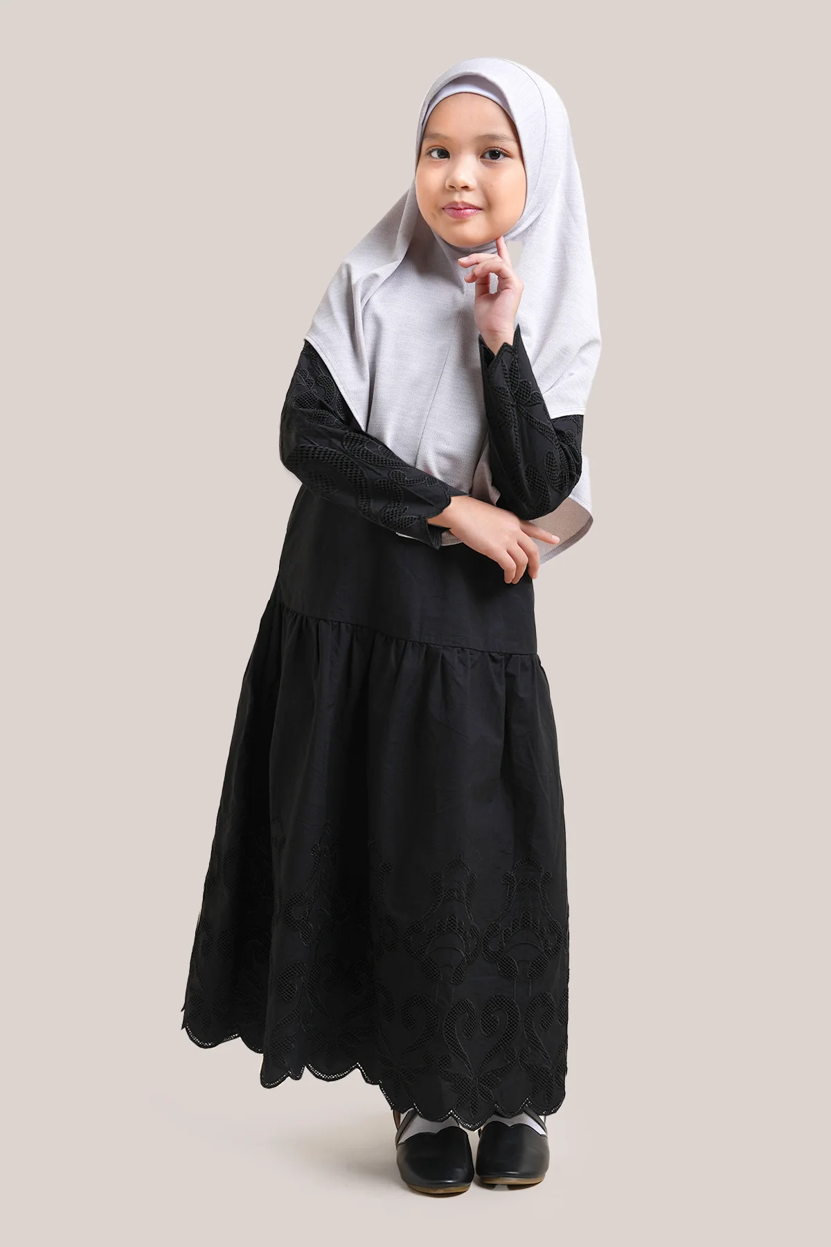 Leora Embroidery Jubah Kids