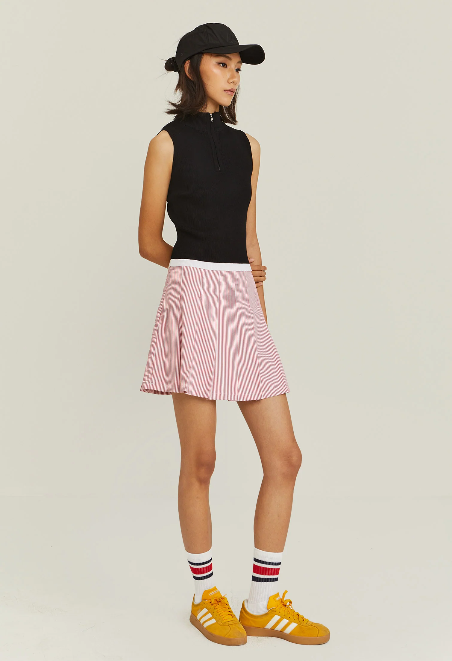 Highneck Sleeveless Fitted Tee