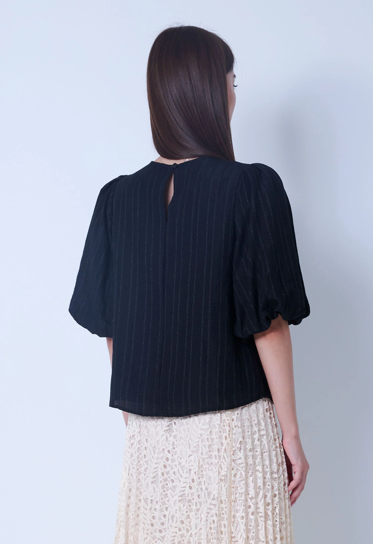 Thread Stripe Balloon Sleeve Top
