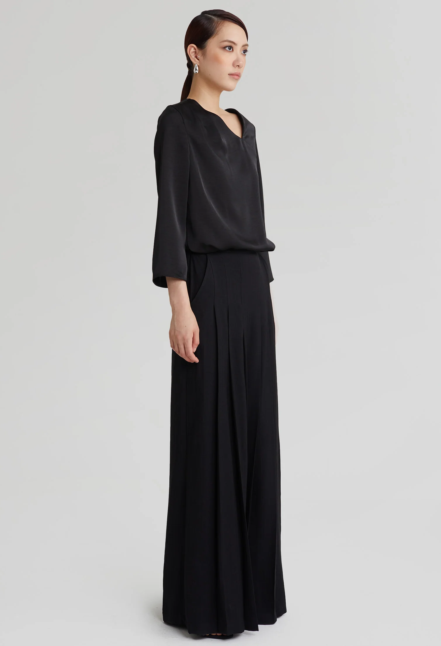 nichii X NURITA HARITH Front Pleated Fold Palazzo Pants