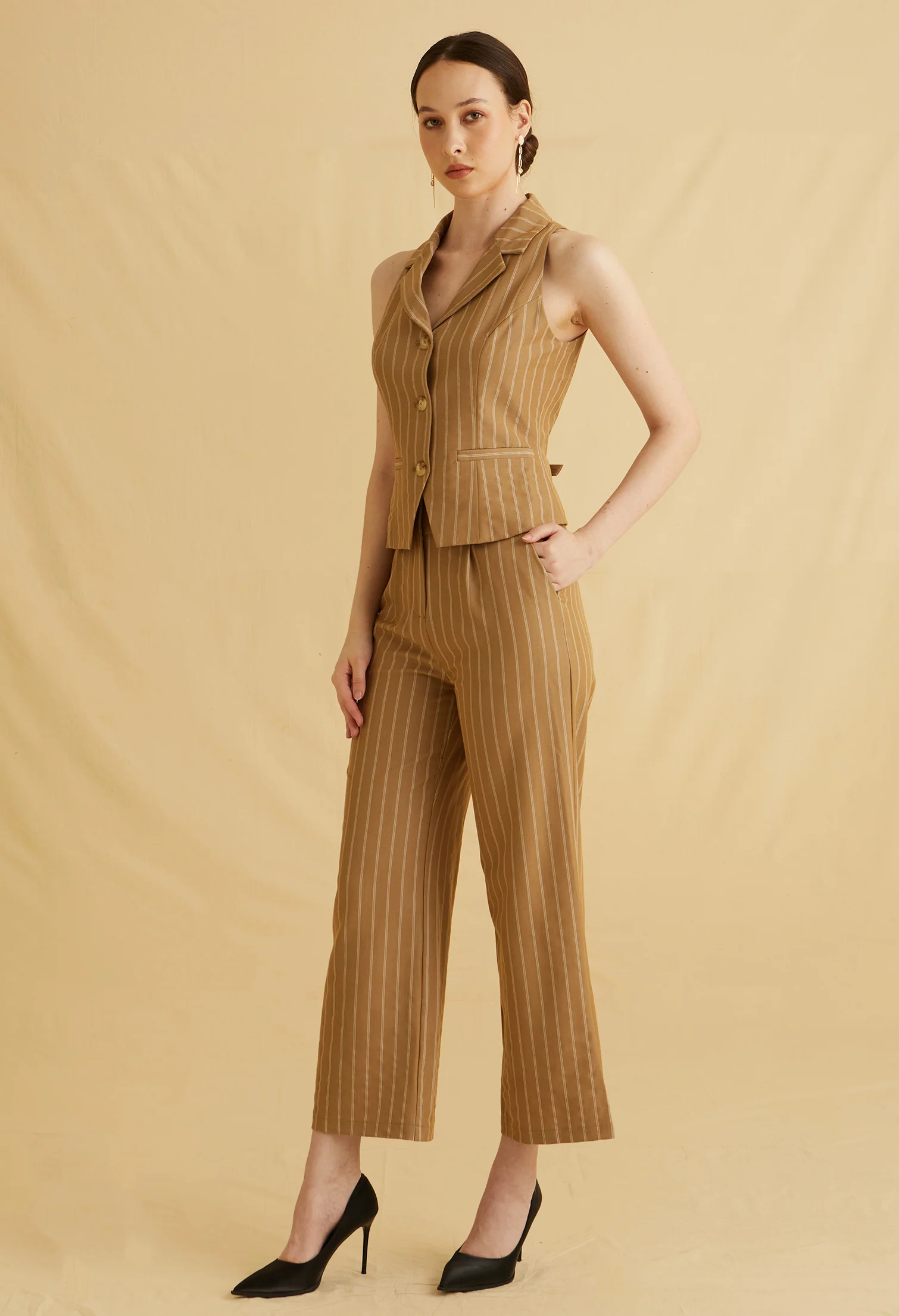 Sharp Line Straight Pants