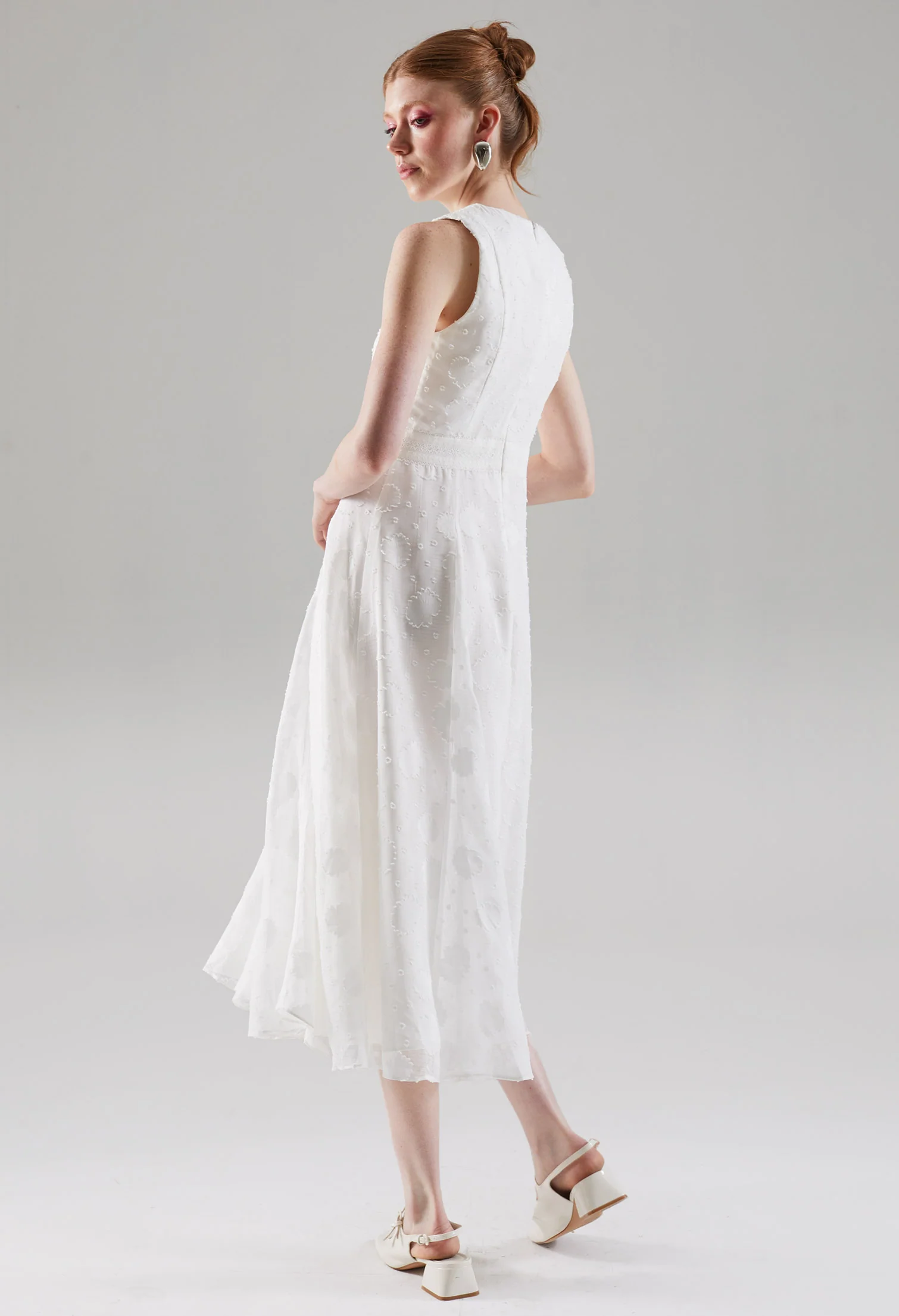 Embroidered Sleeveless Midi Dress