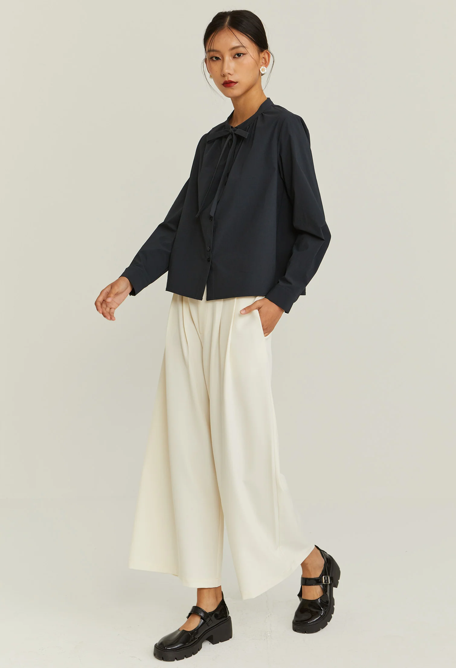 Radiant Bow Long Sleeves Top