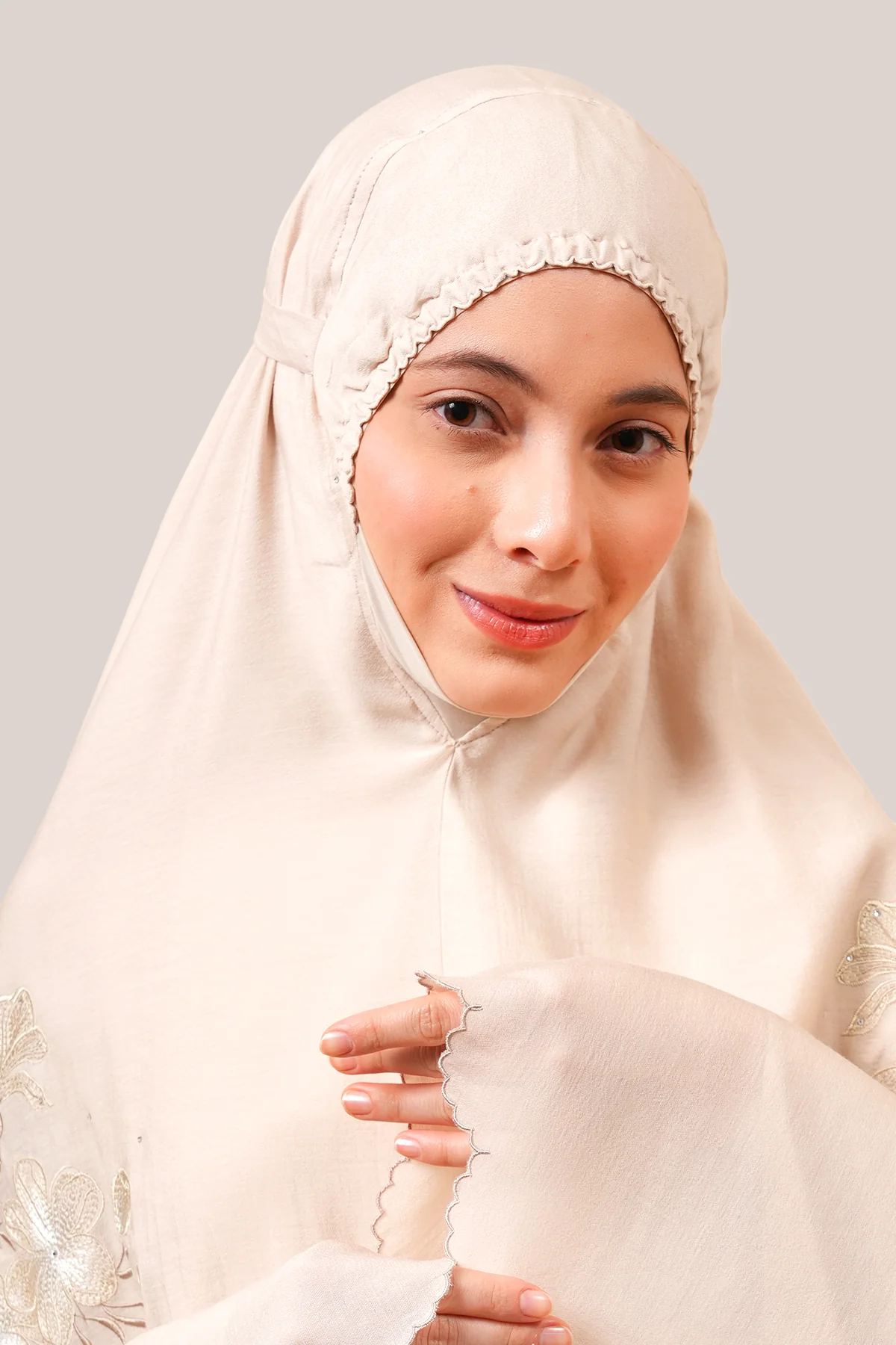 Telekung Broderie Anayya