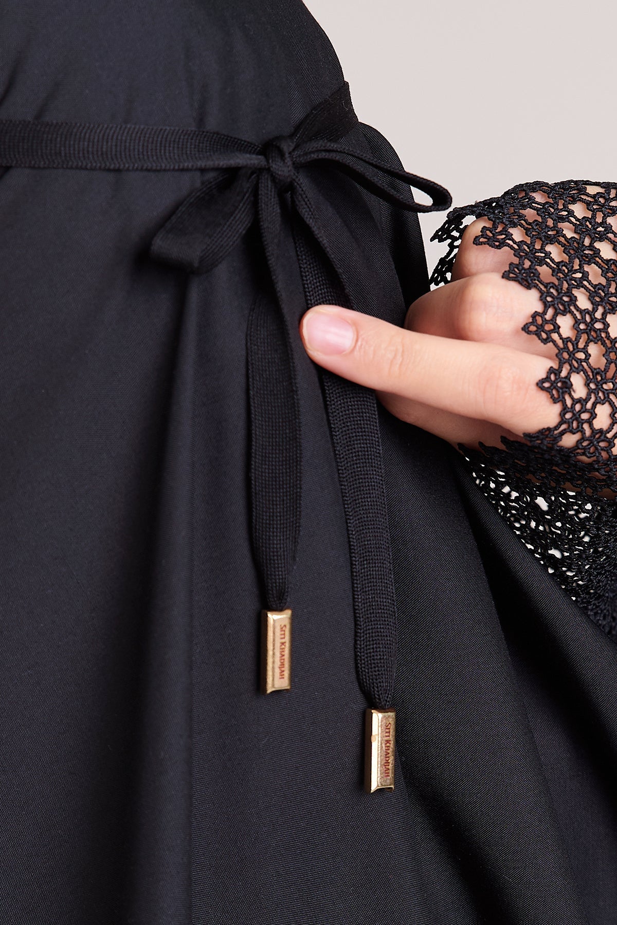 Telekung Modish Akira