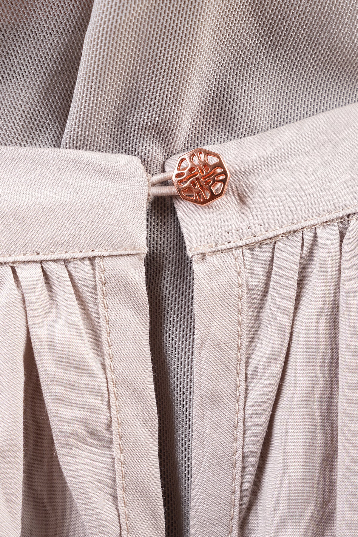 Neera Embroidery Jubah