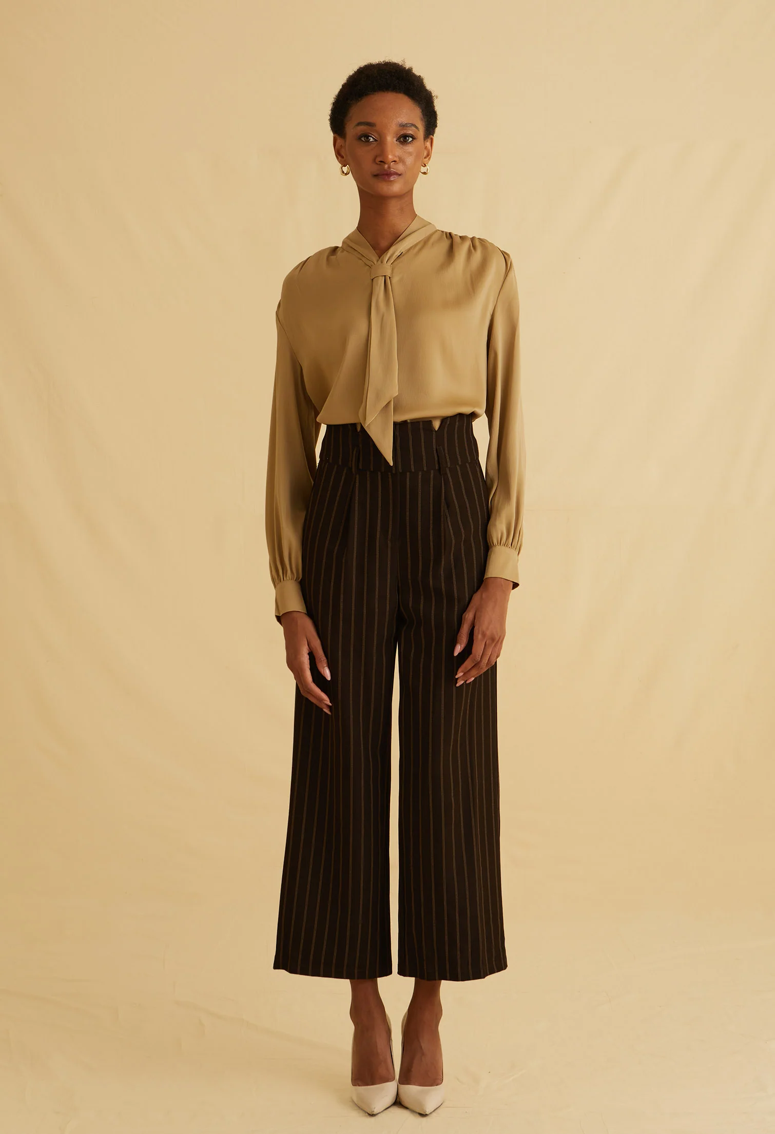 Sharp Line Straight Pants