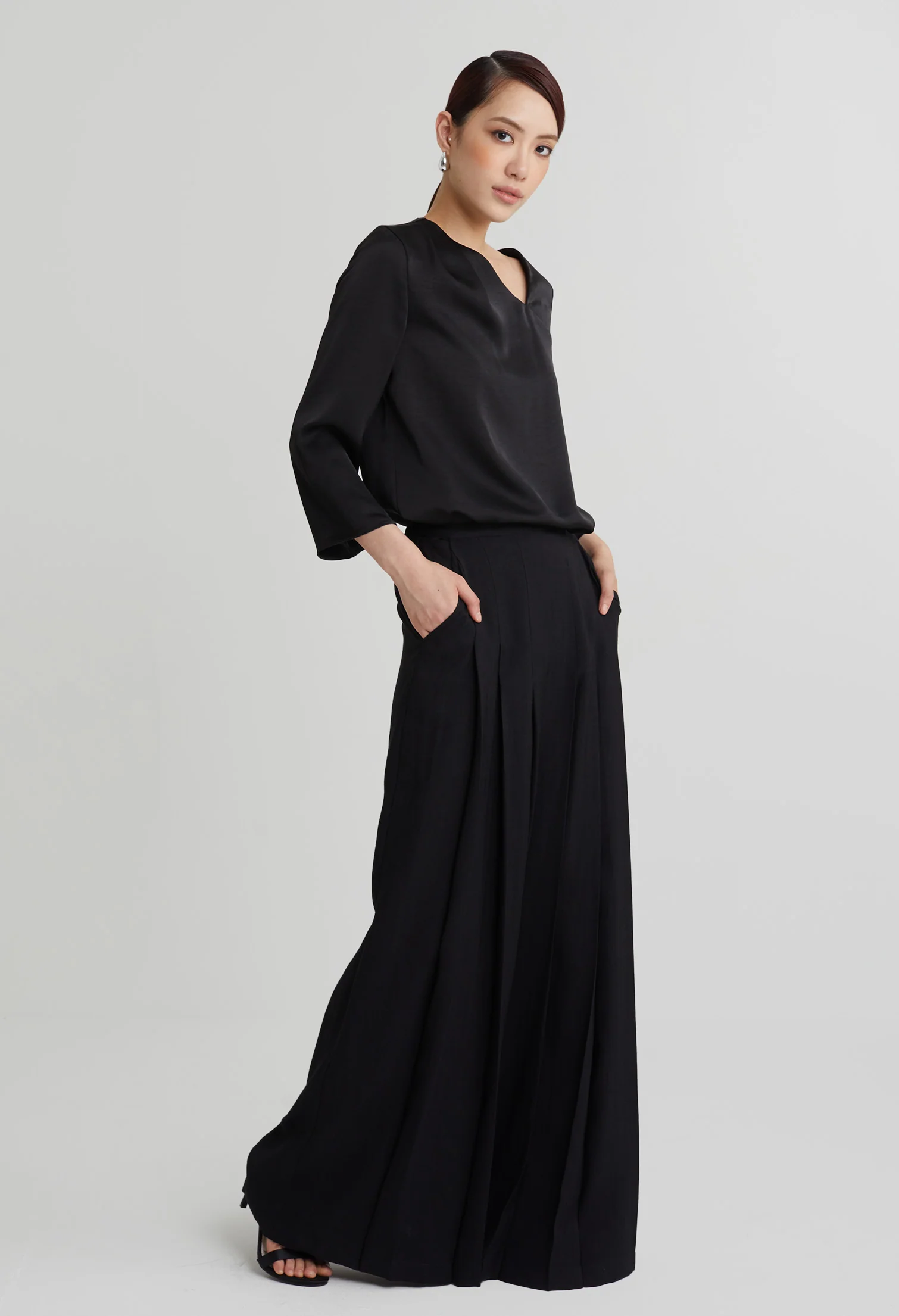 nichii X NURITA HARITH Front Pleated Fold Palazzo Pants