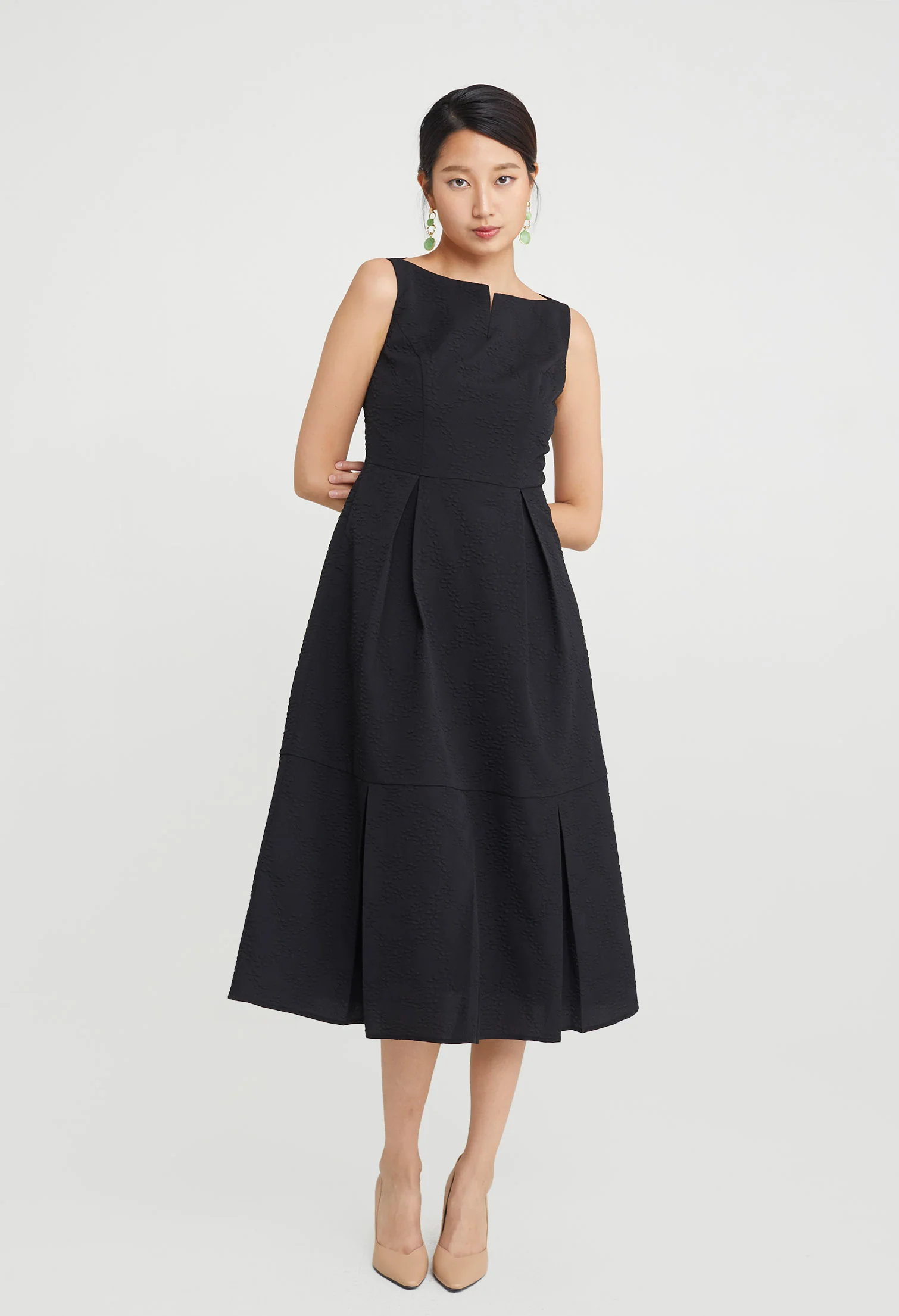 Yin-Yang Front Slit Midi Dress