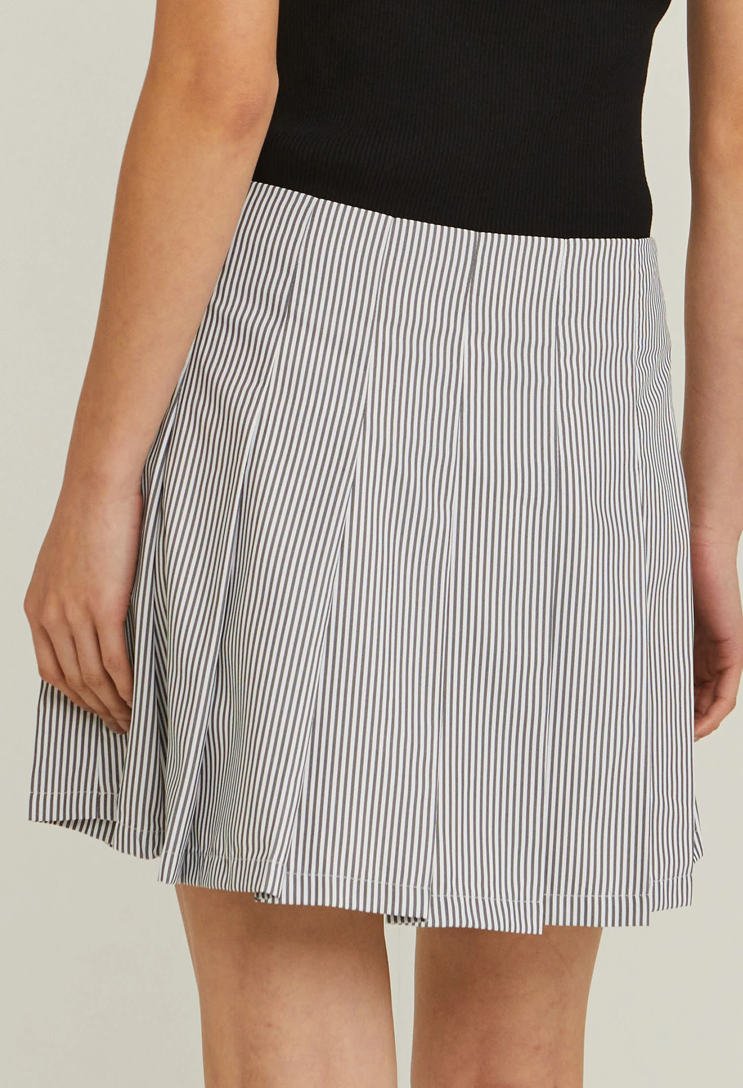 Pleated Pinstripe Panneled Skirt
