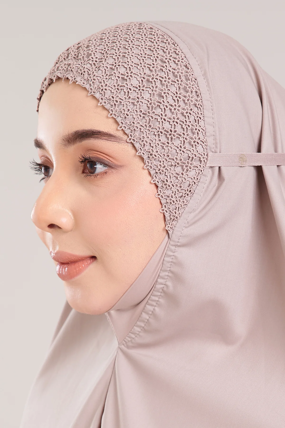 Telekung Modish Akira