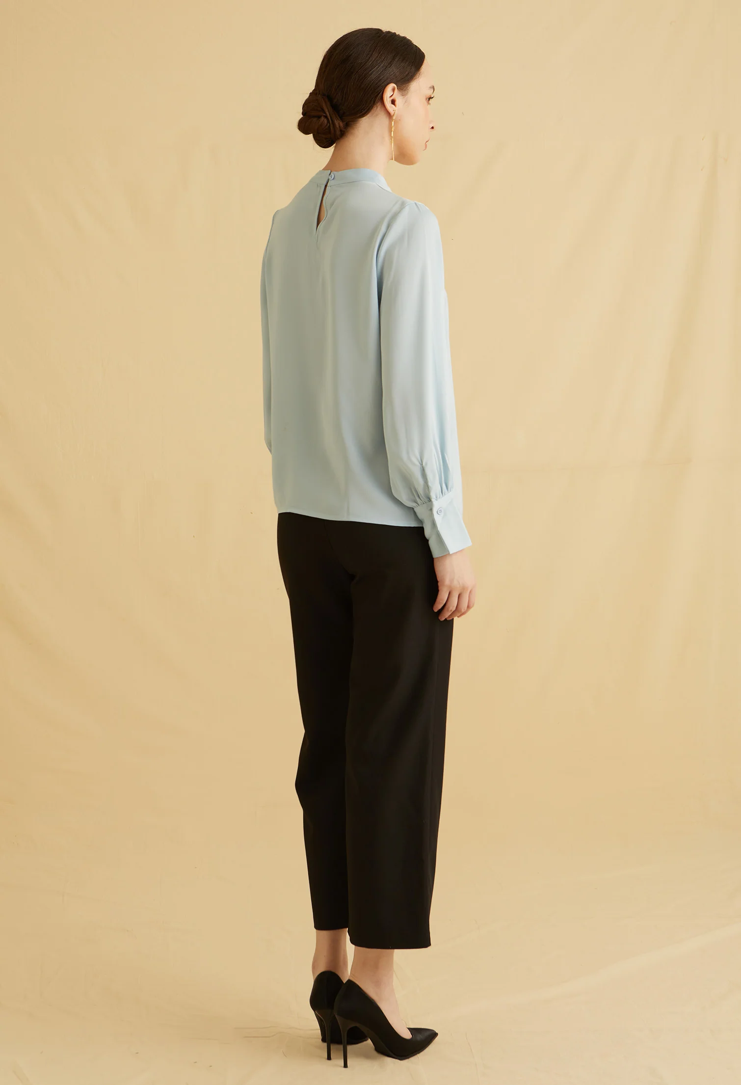 Poised Mandarin Long Sleeves Top