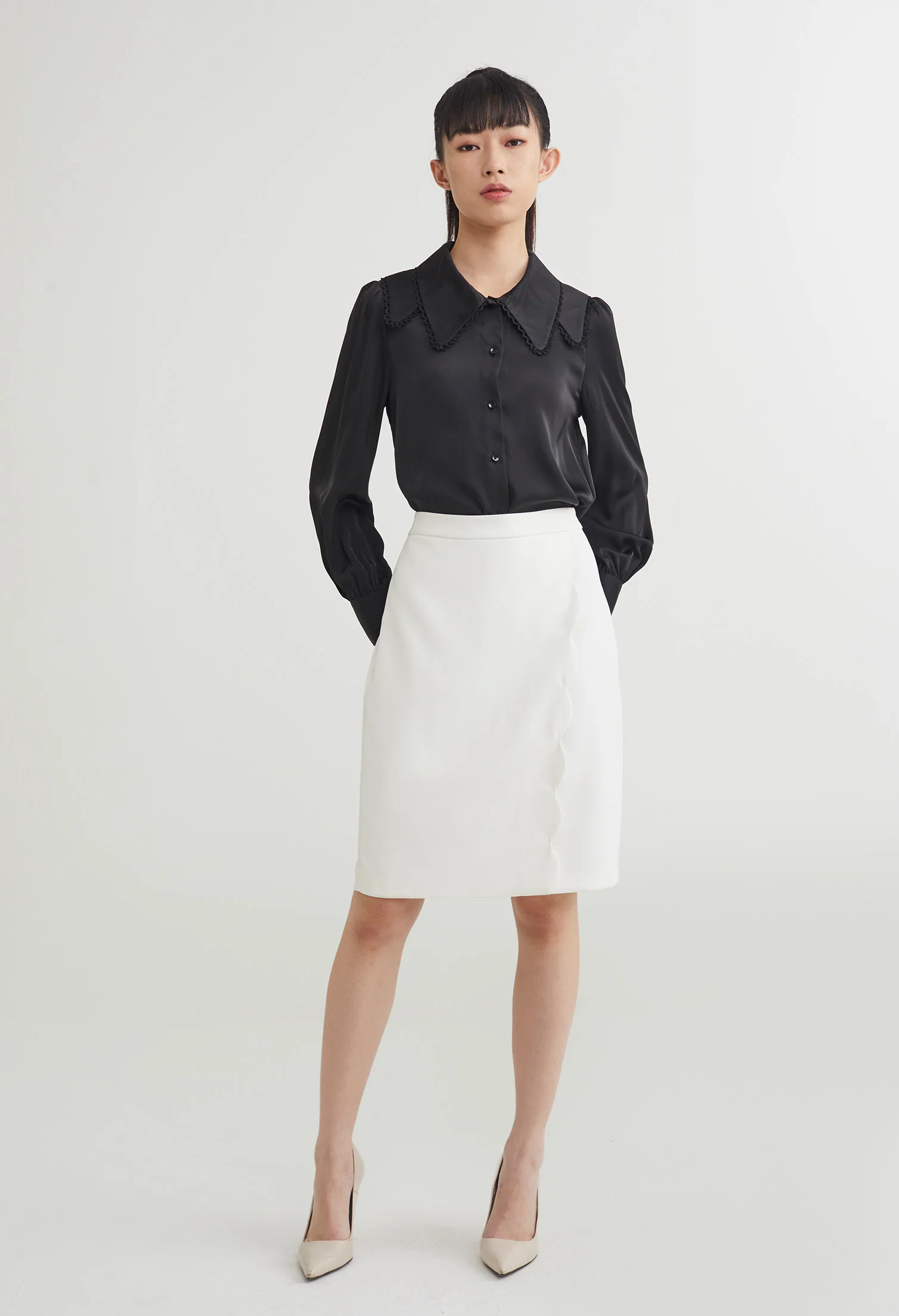 Scallop Hemmed Pencil Skirt