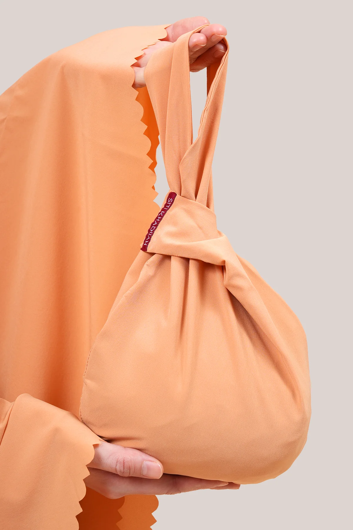 Telekung Flair Aria Deen