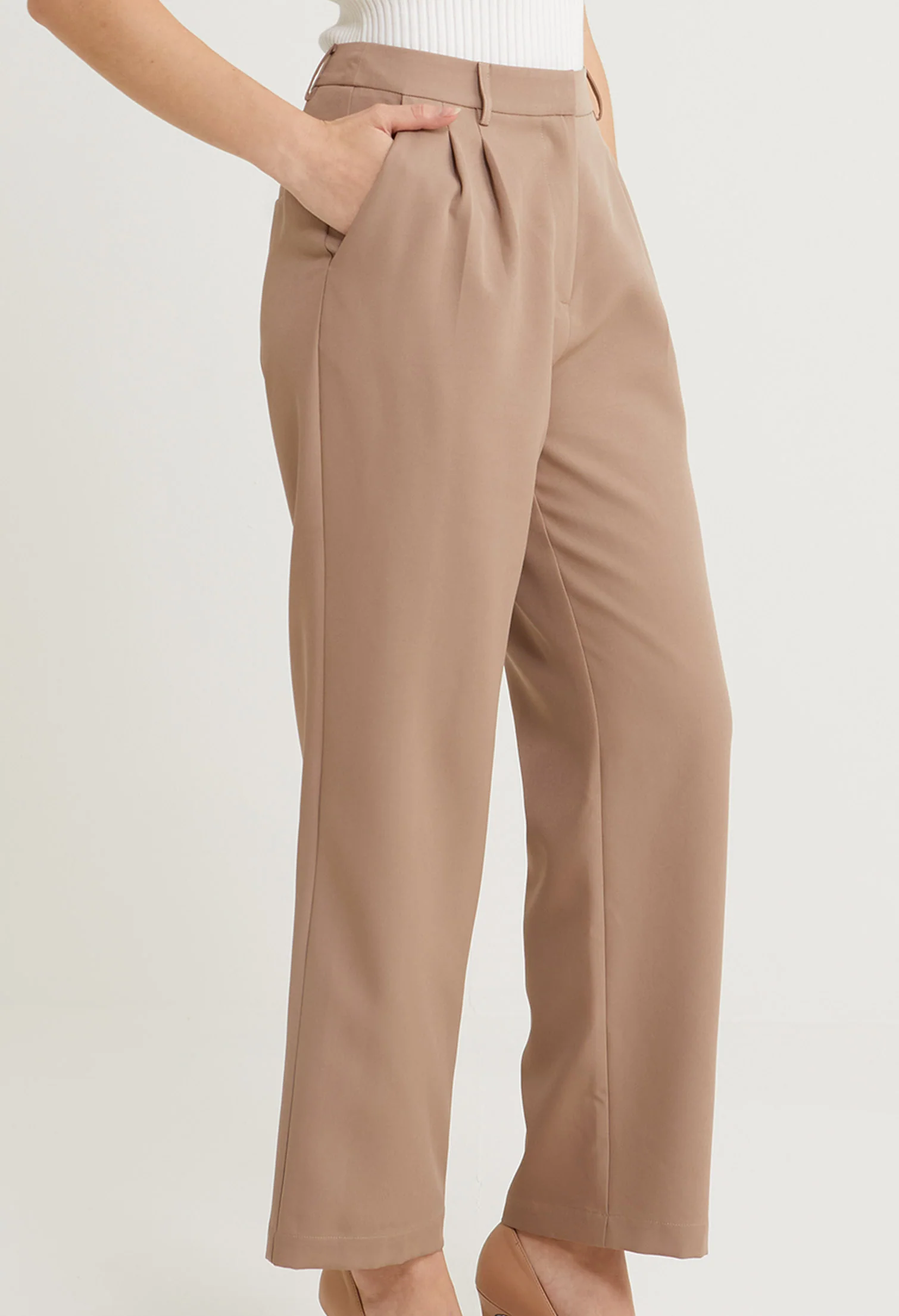 Metropolitan Straight Cut Pants