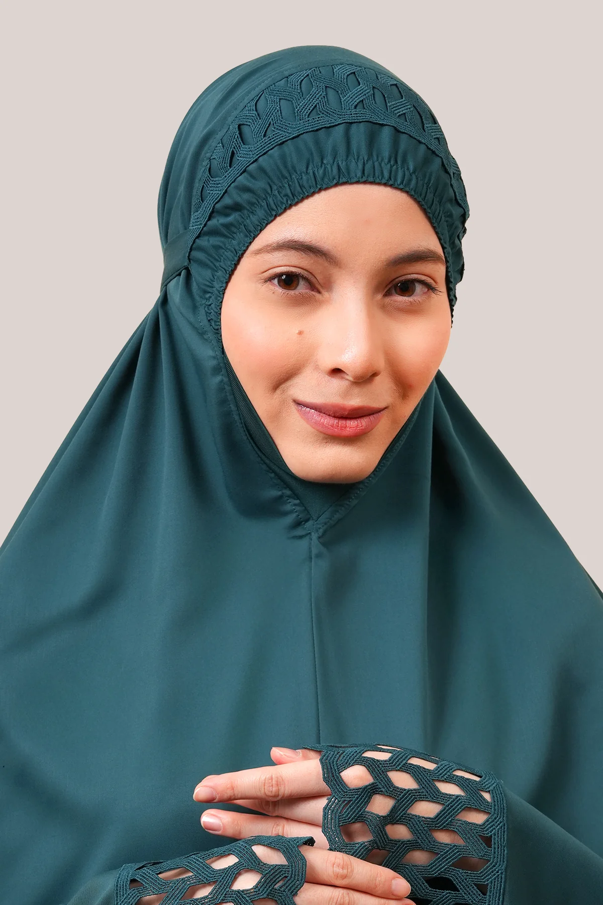 Telekung Modish Bushra