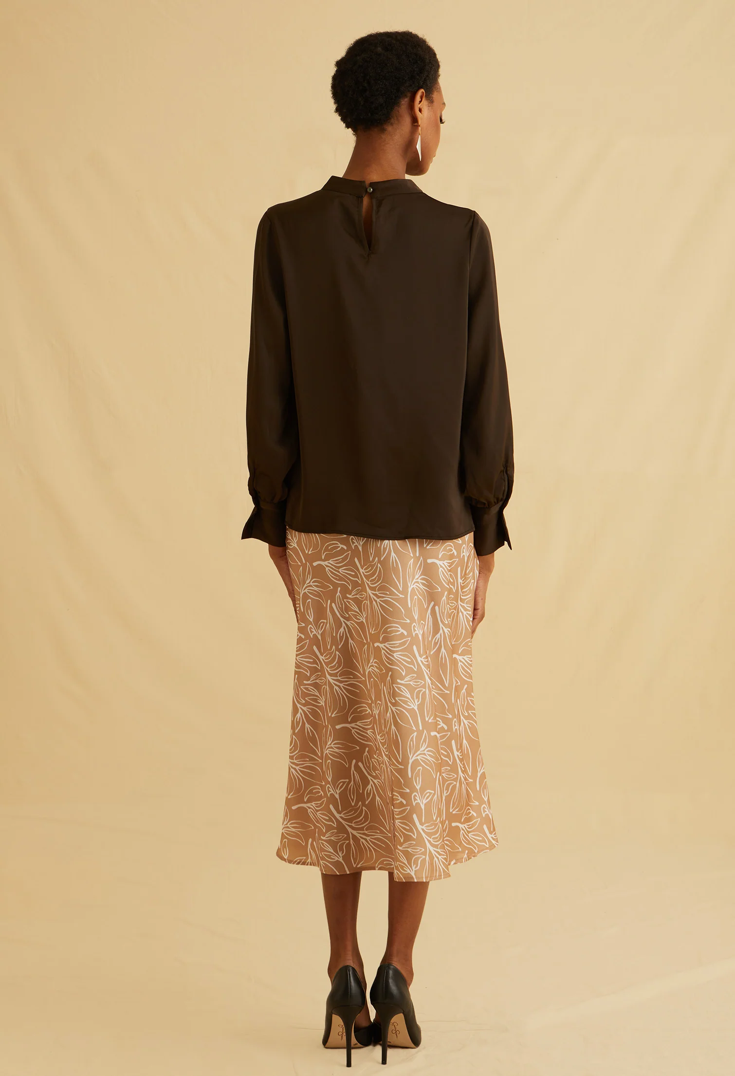 Poised Mandarin Long Sleeves Top