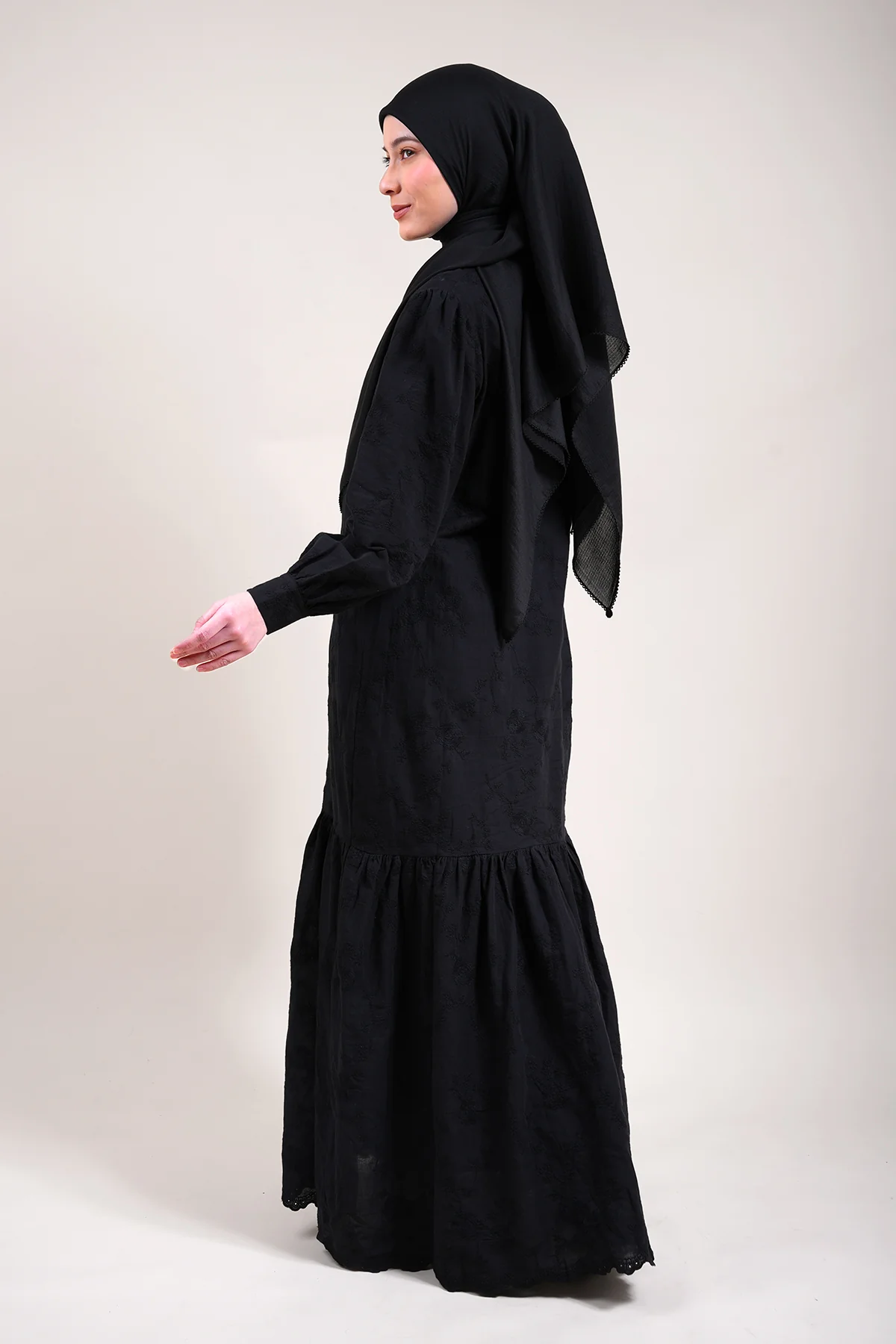 Jazmine Embroidery Jubah