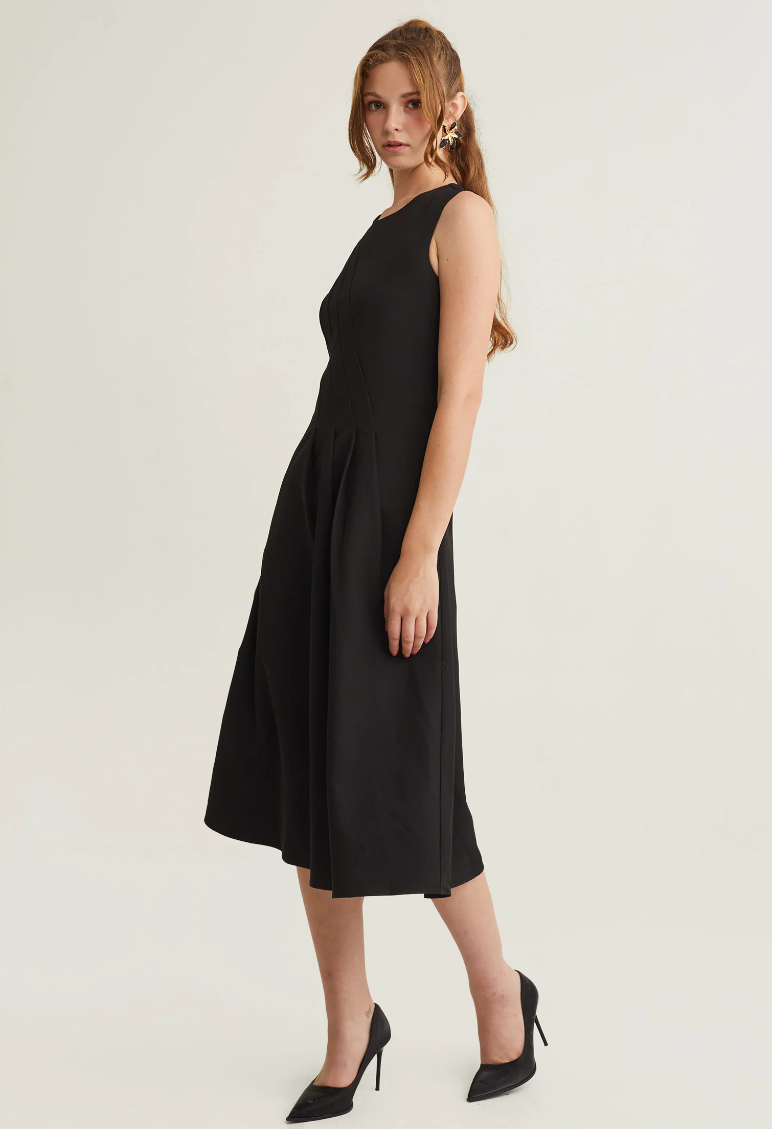 Pleated Cinched Waist Sleeveless Midi Dress