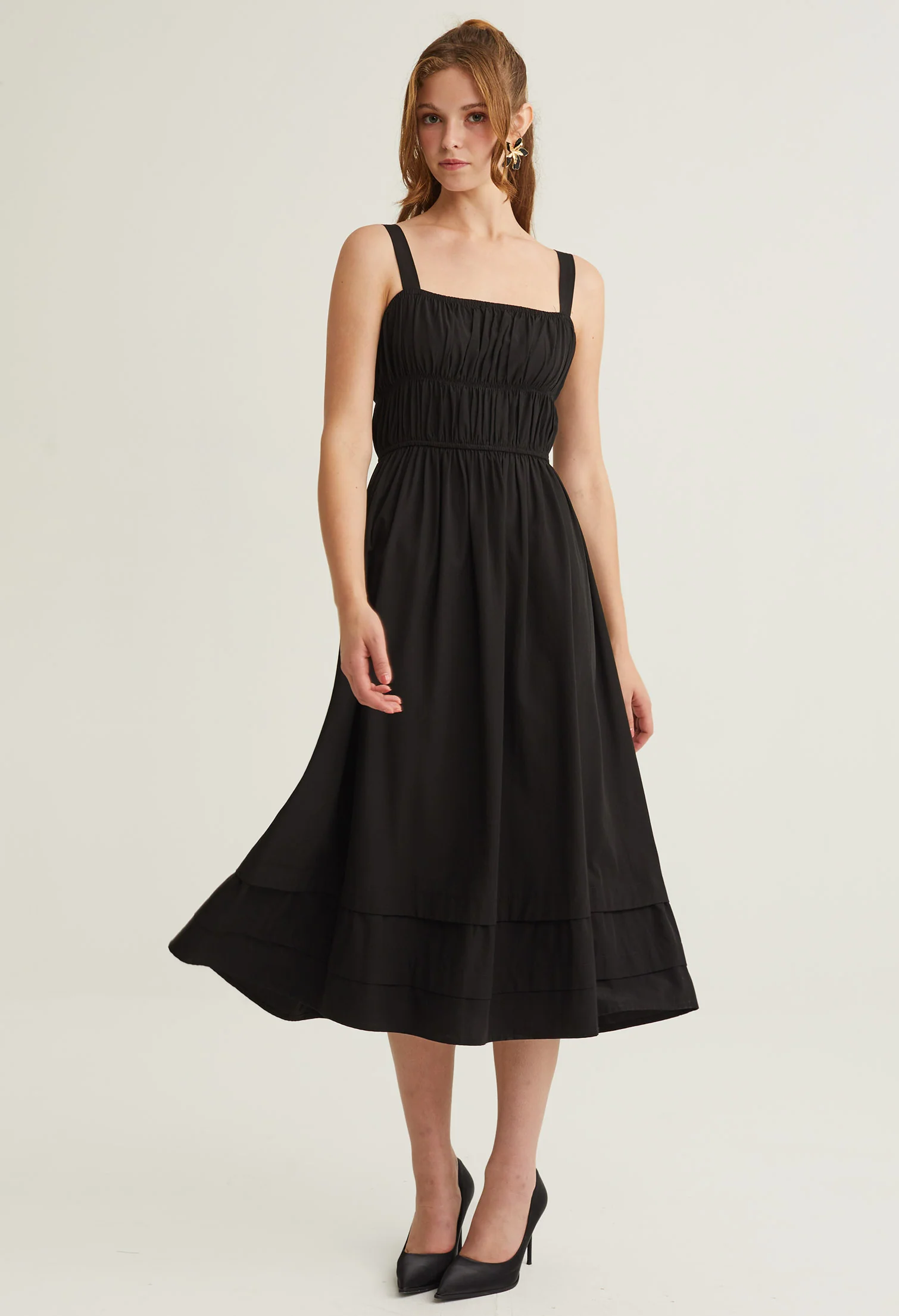 Pleated Sweetheart Midi Dress