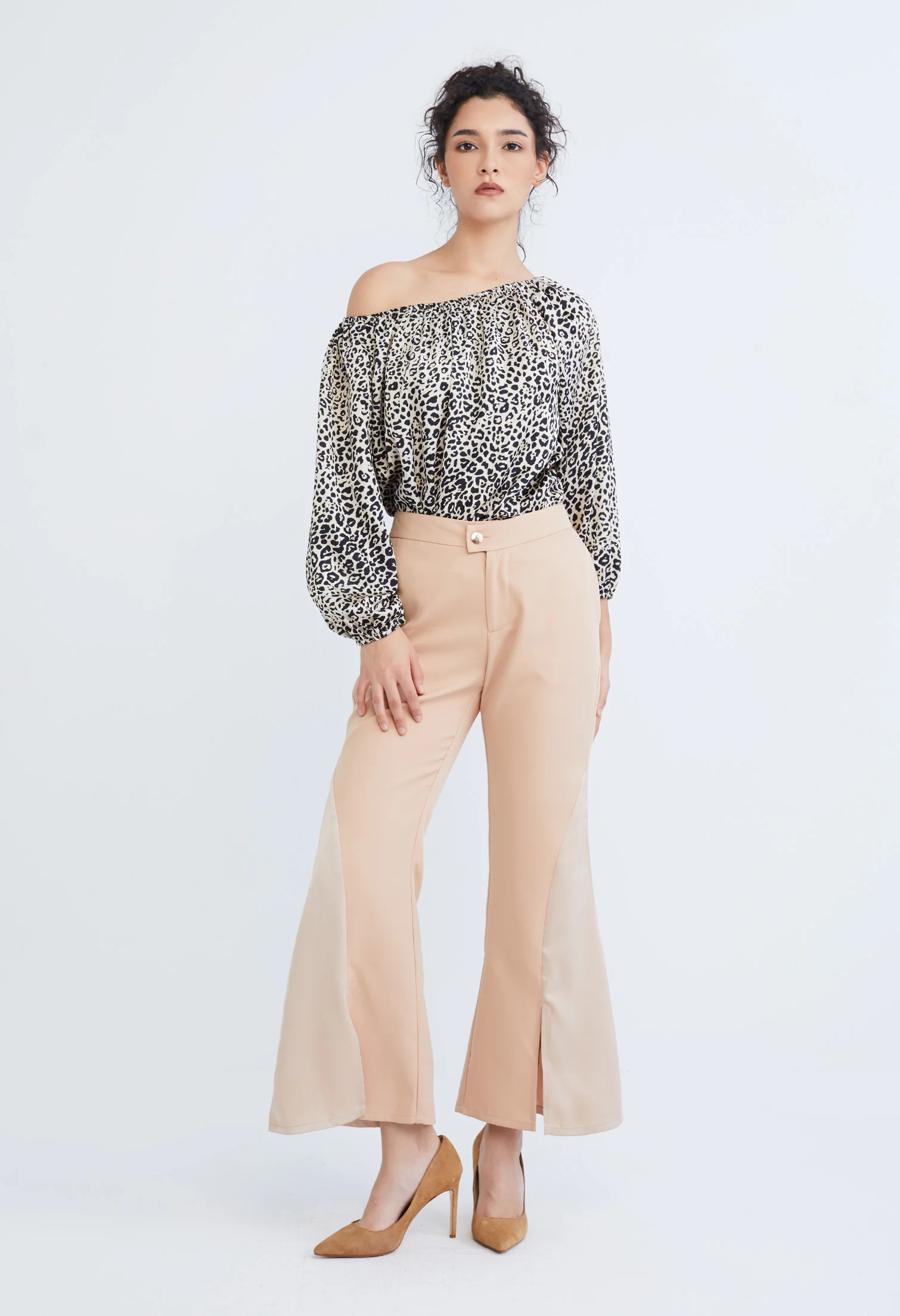 Bell Tulip Bottom Contrast Split Pants