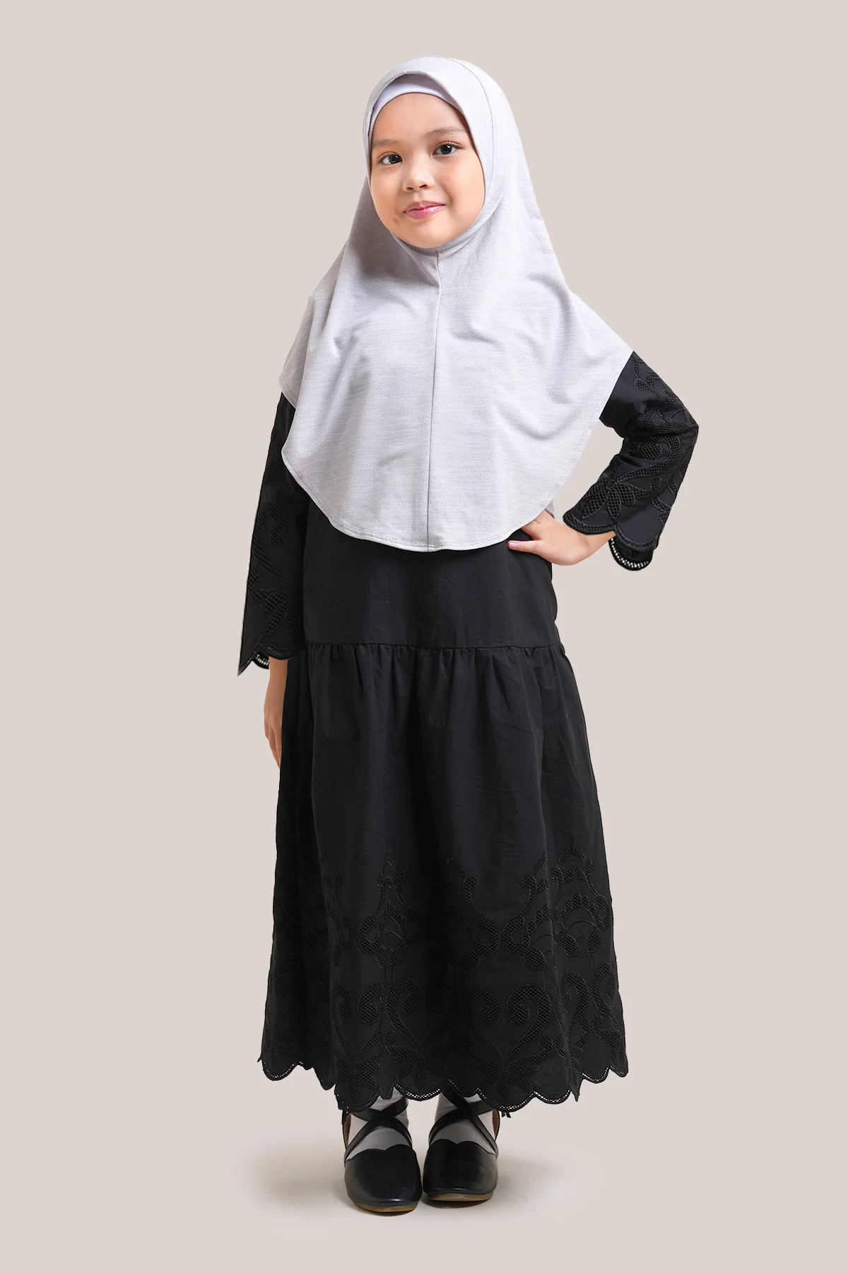 Leora Embroidery Jubah Kids