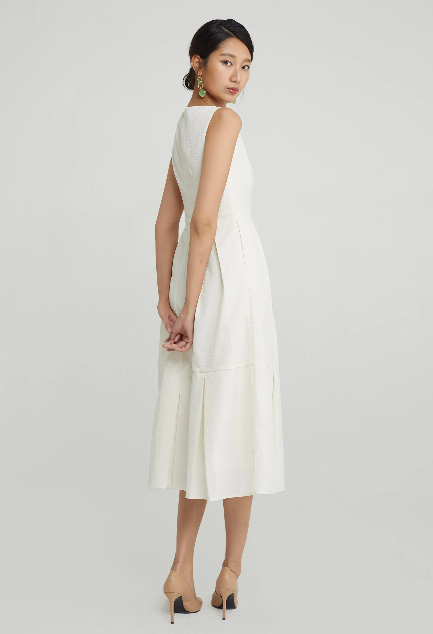 Yin-Yang Front Slit Midi Dress