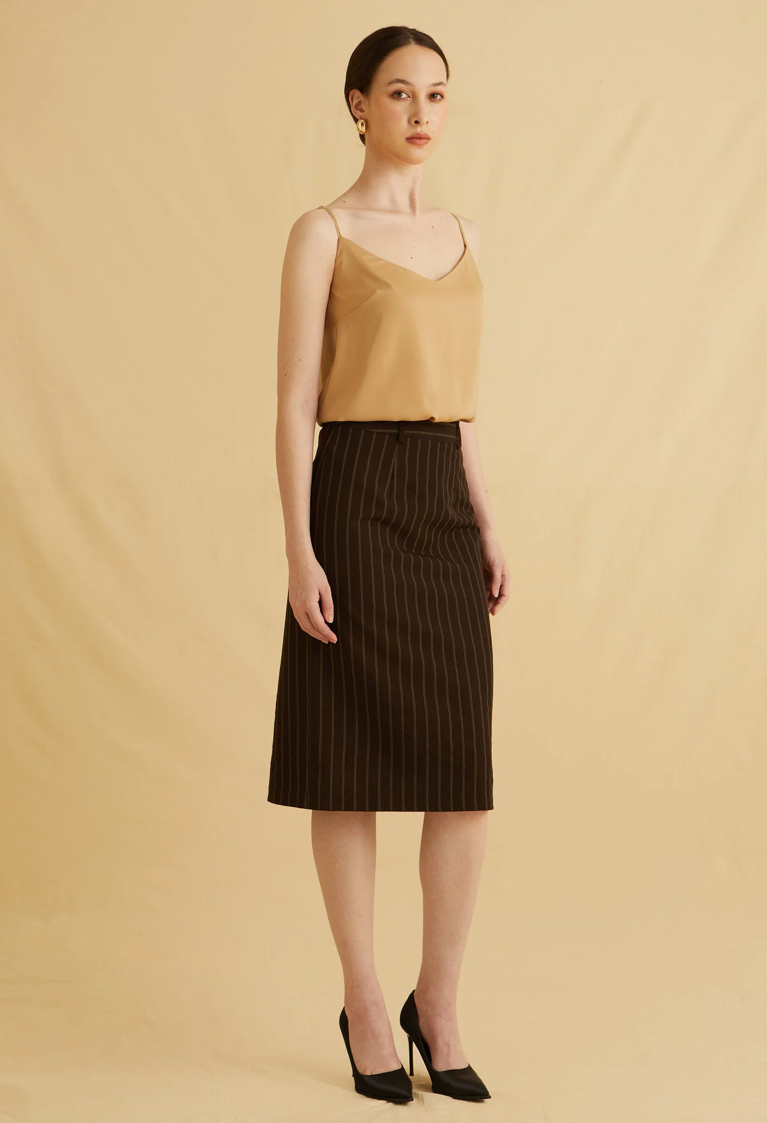 Sharp Line Midi Skirts