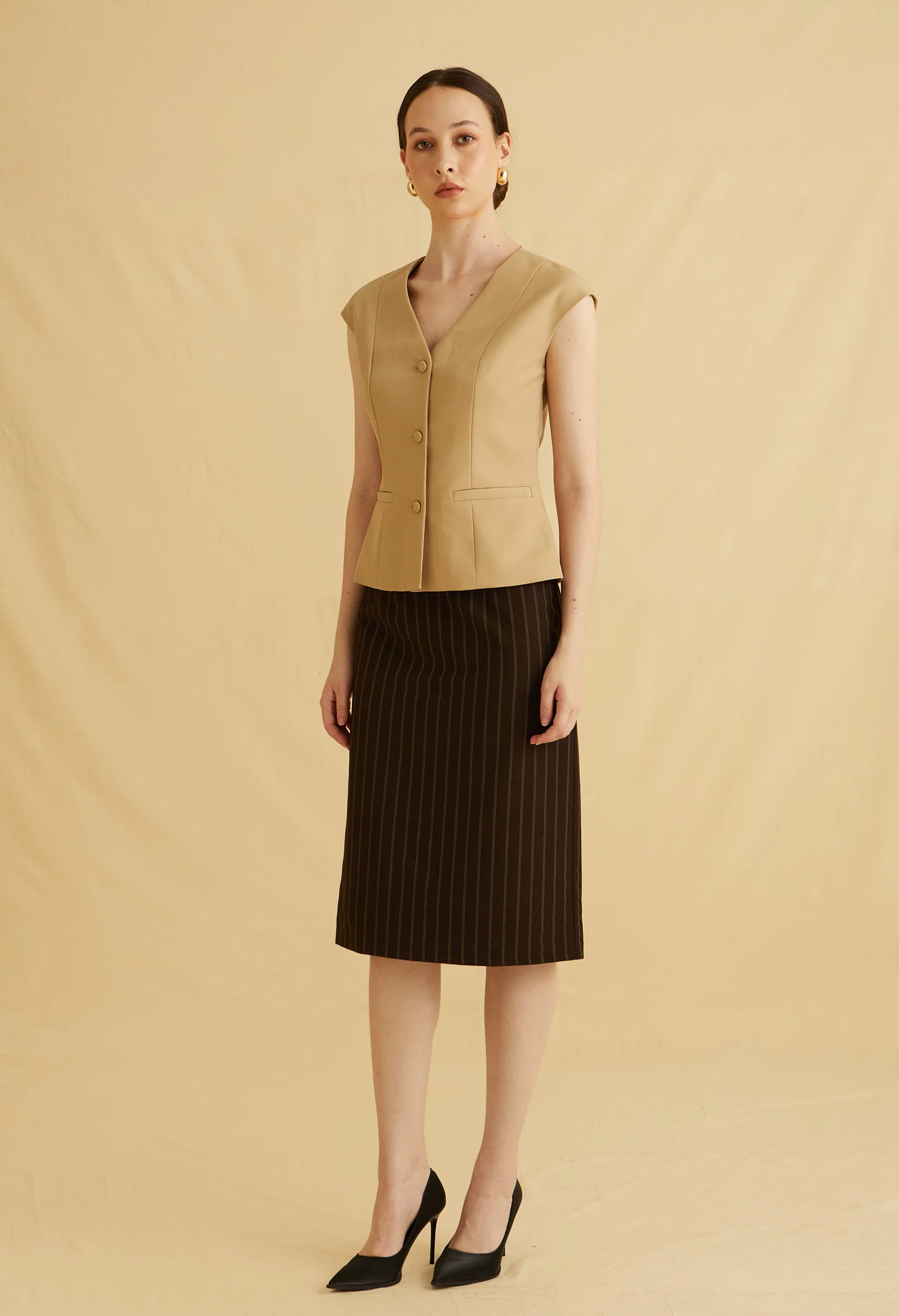 Sharp Line Midi Skirts