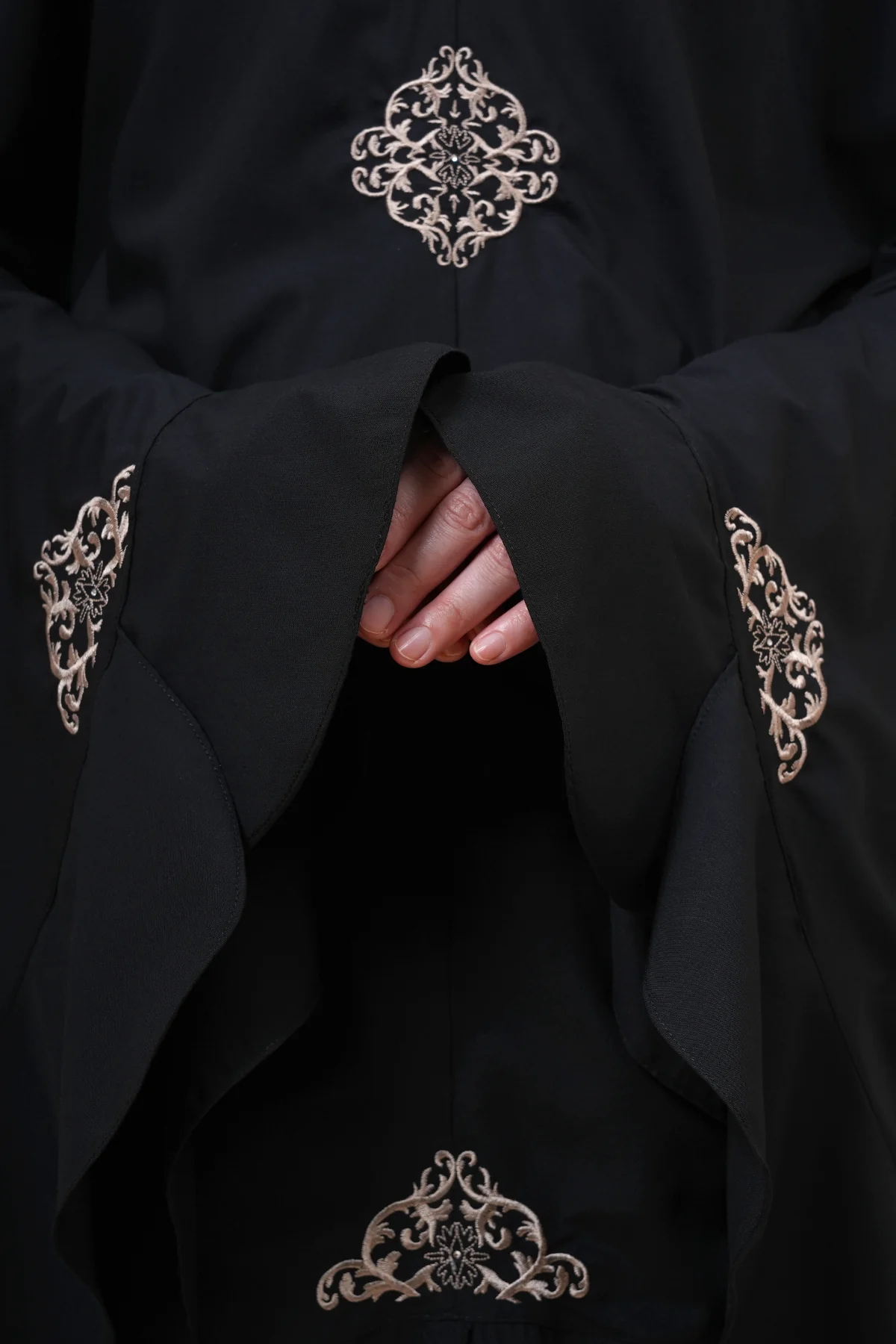 Telekung Maharani Broderie Sabira