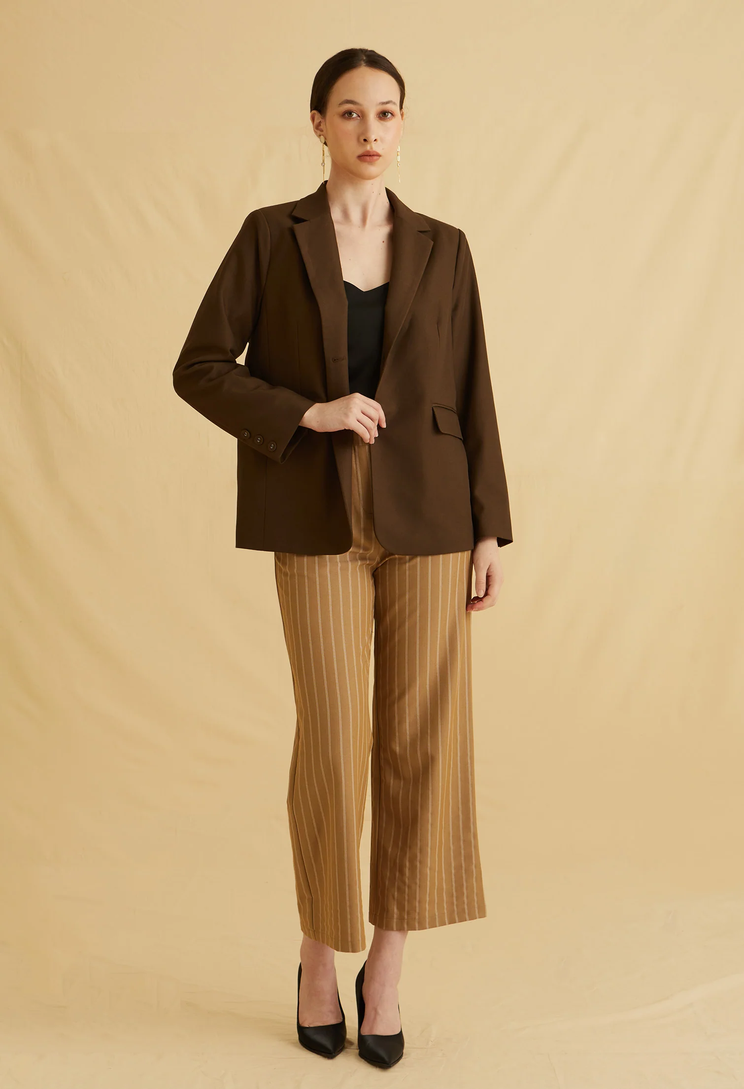 Refined Frame V-Neck Blazer