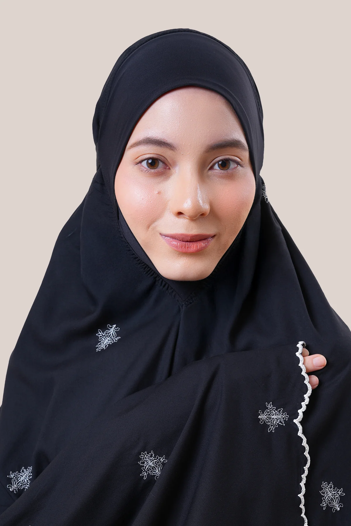 Telekung Broderie Madiha