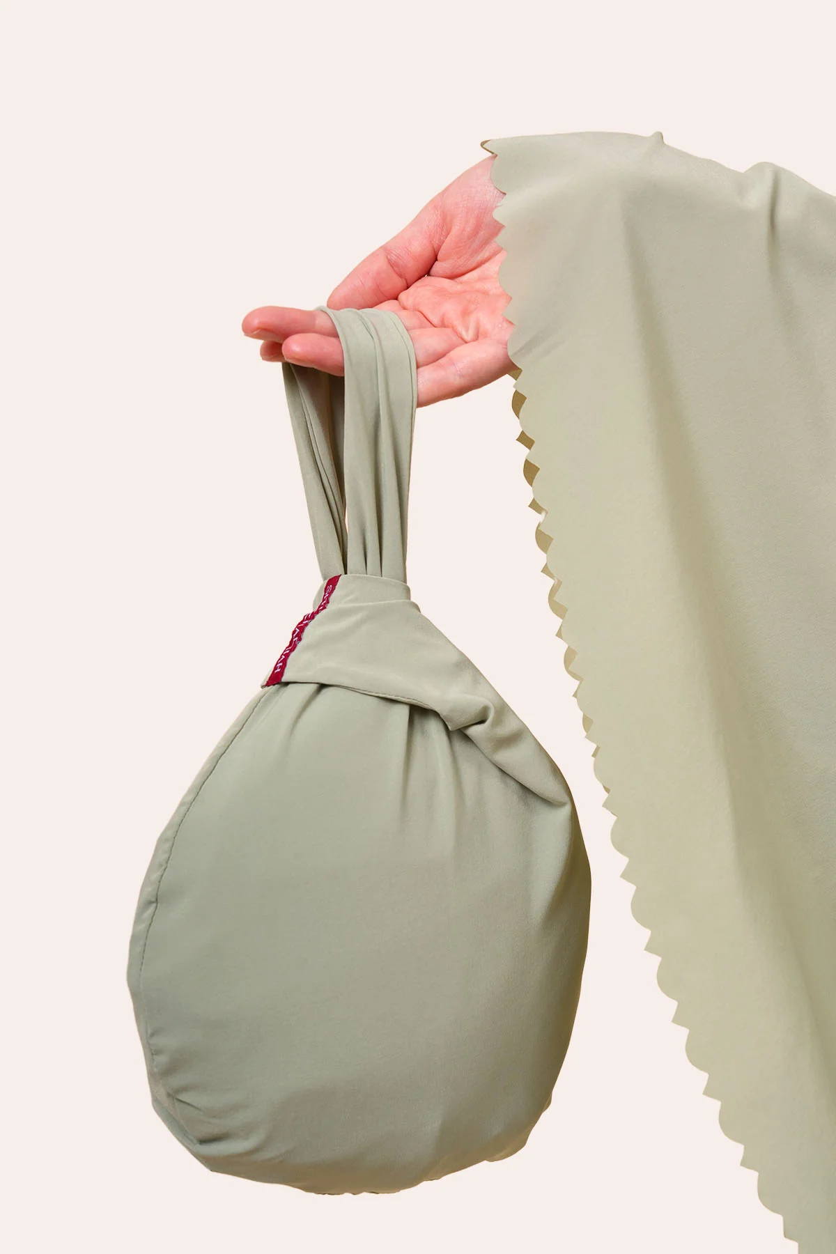 Telekung Flair Aria Deen