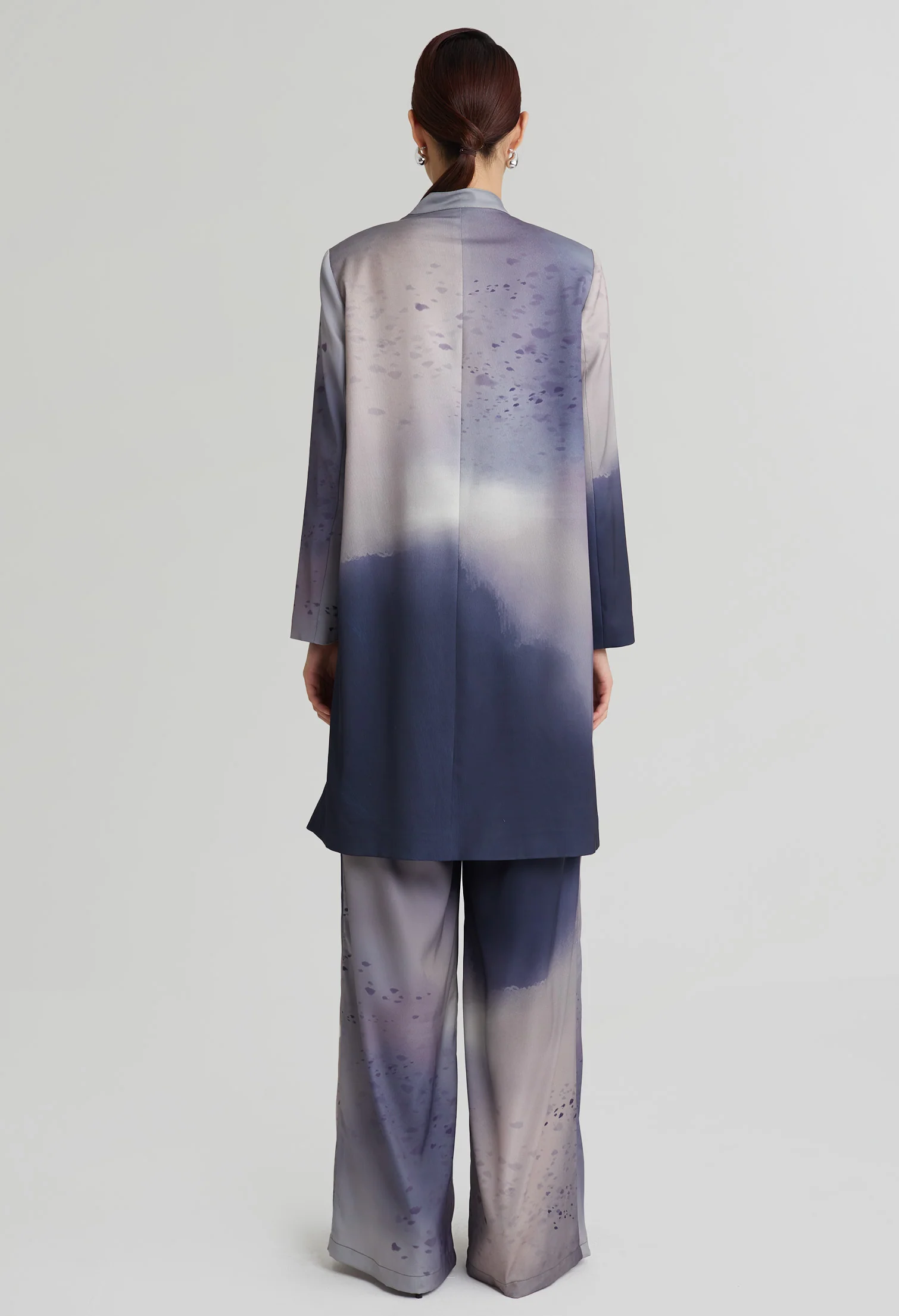 nichii X NURITA HARITH Gradient Indigo Long Jacket