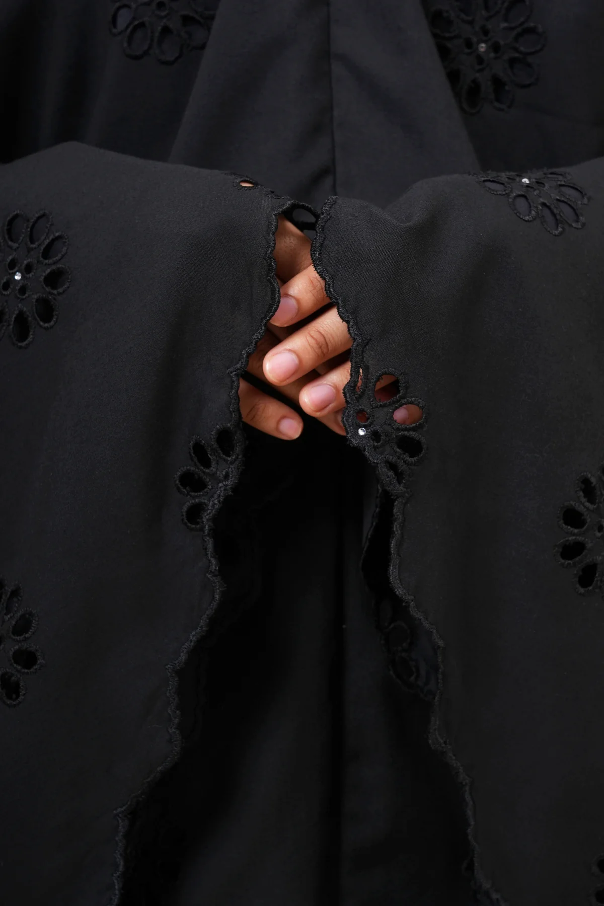 Telekung Maharani Broderie Zahara