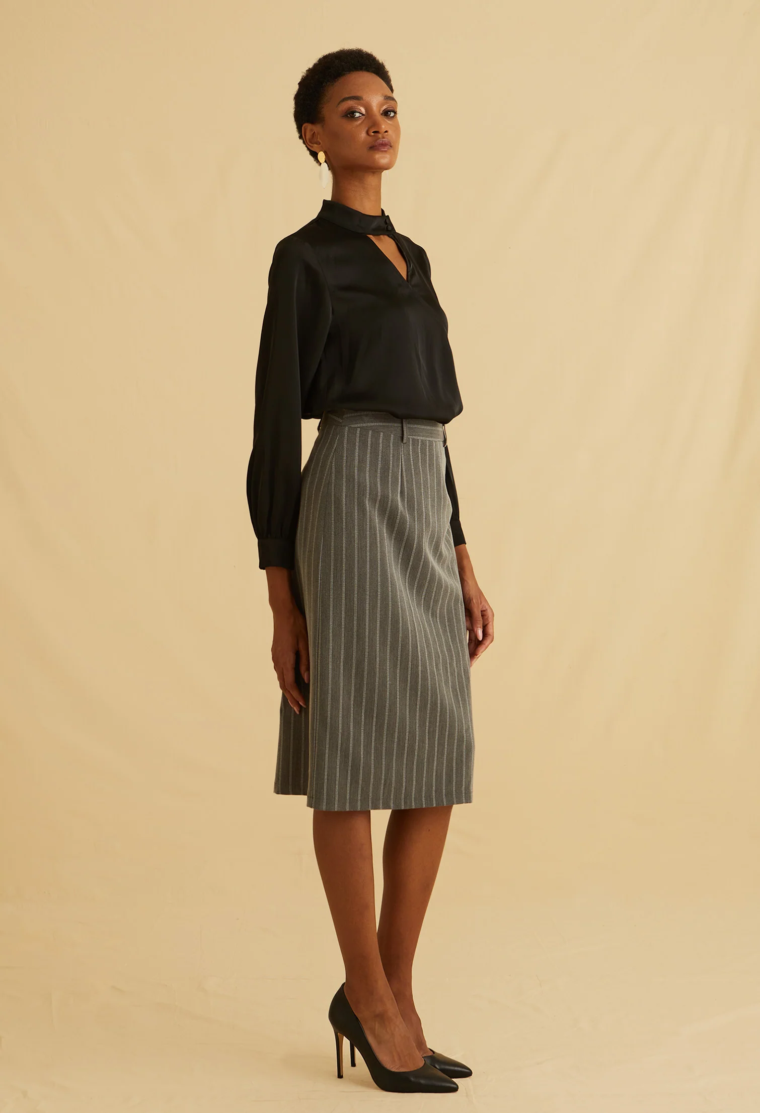 Sharp Line Midi Skirts