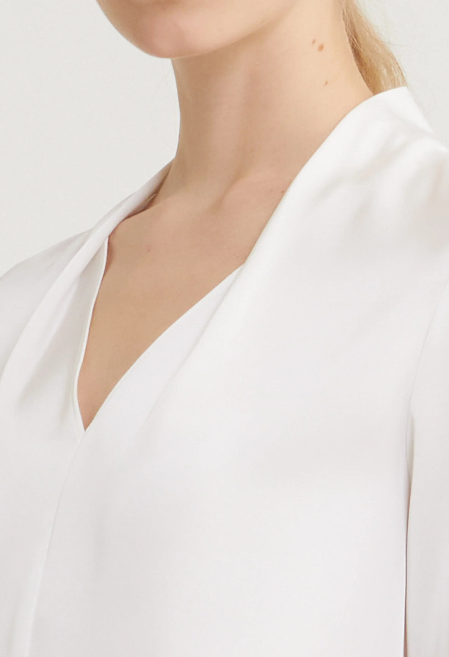 Whisper Allure Long Sleeves Blouse