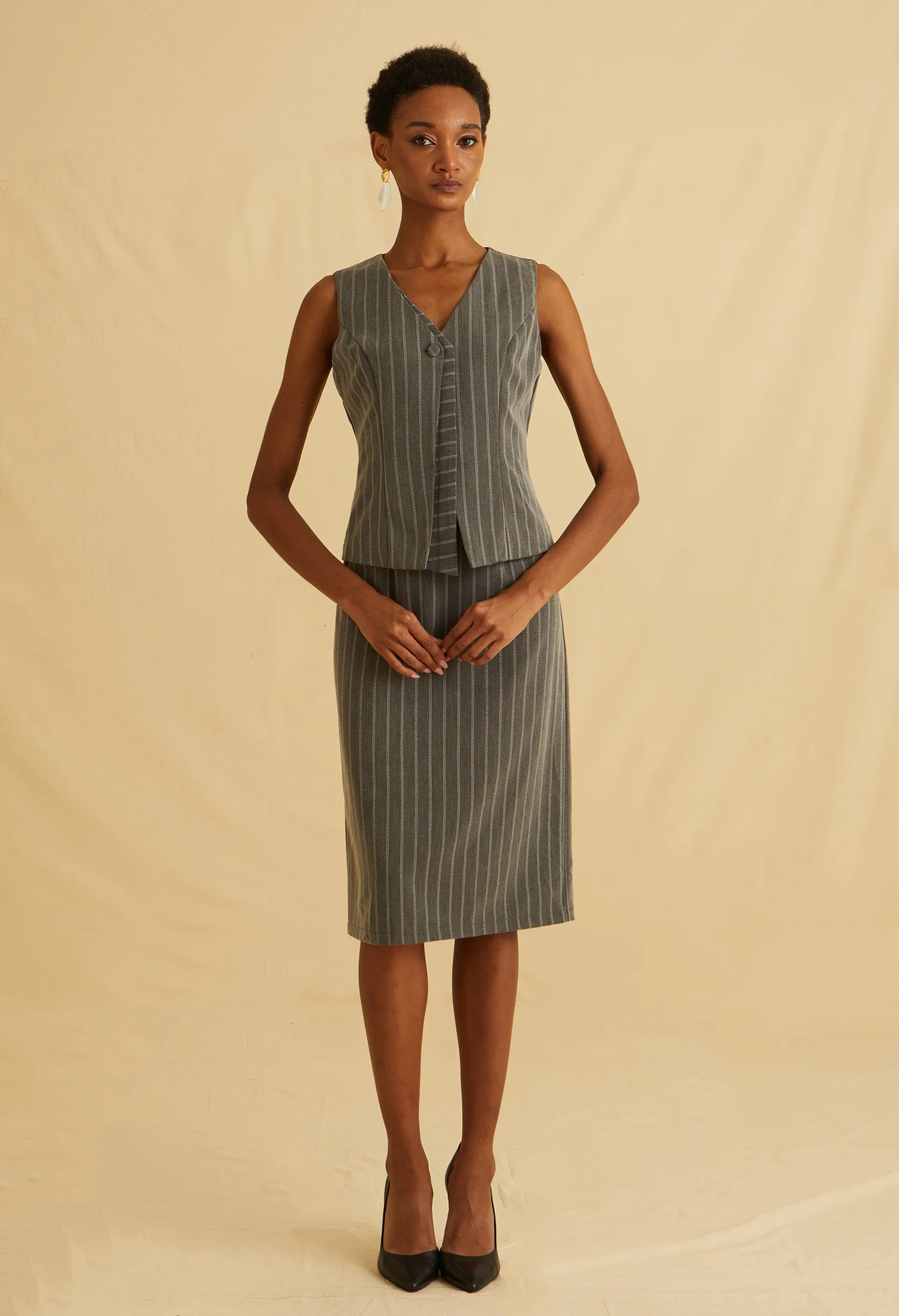 Sharp Line Midi Skirts