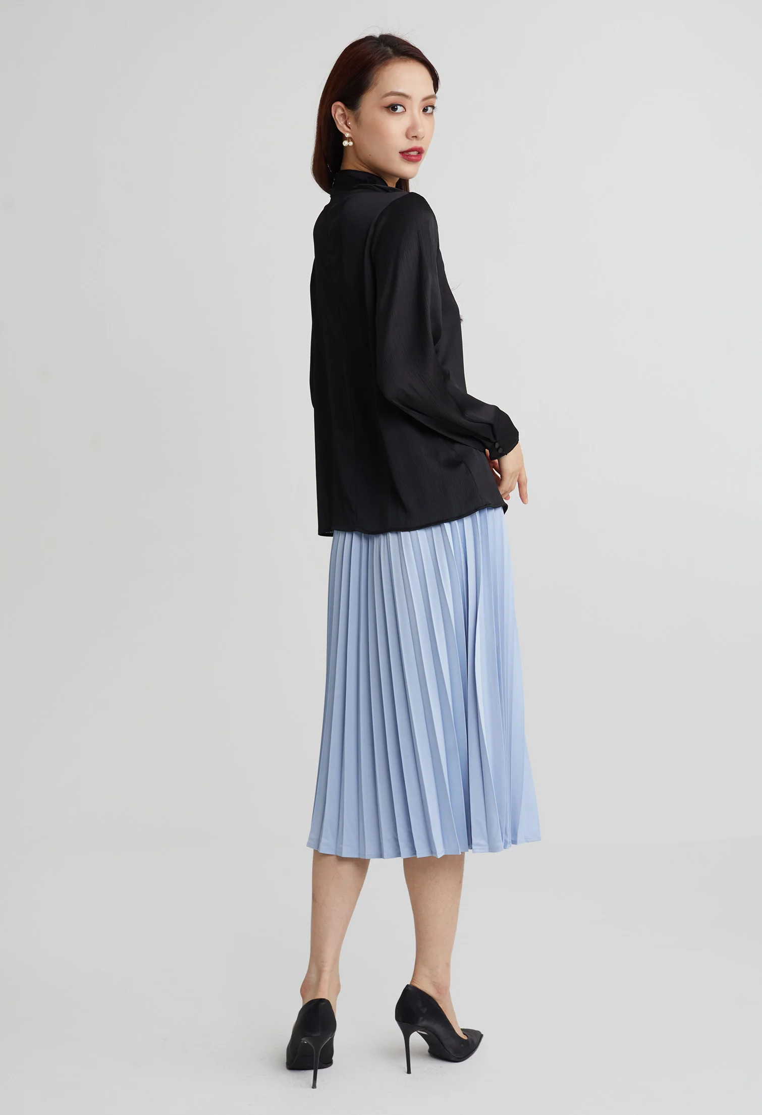 Double Lining Mock Neck Top