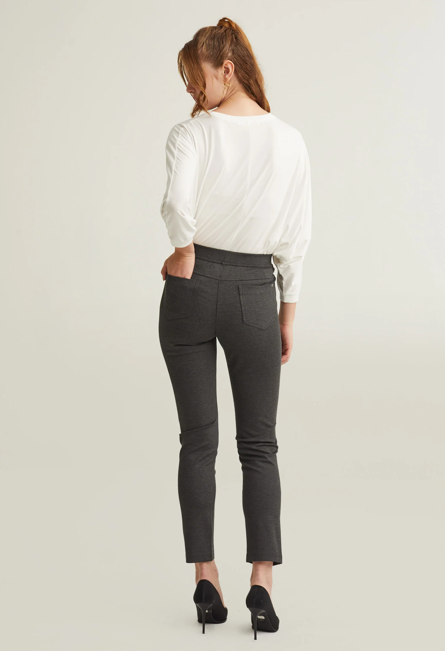 Tapered Elastic Trousers