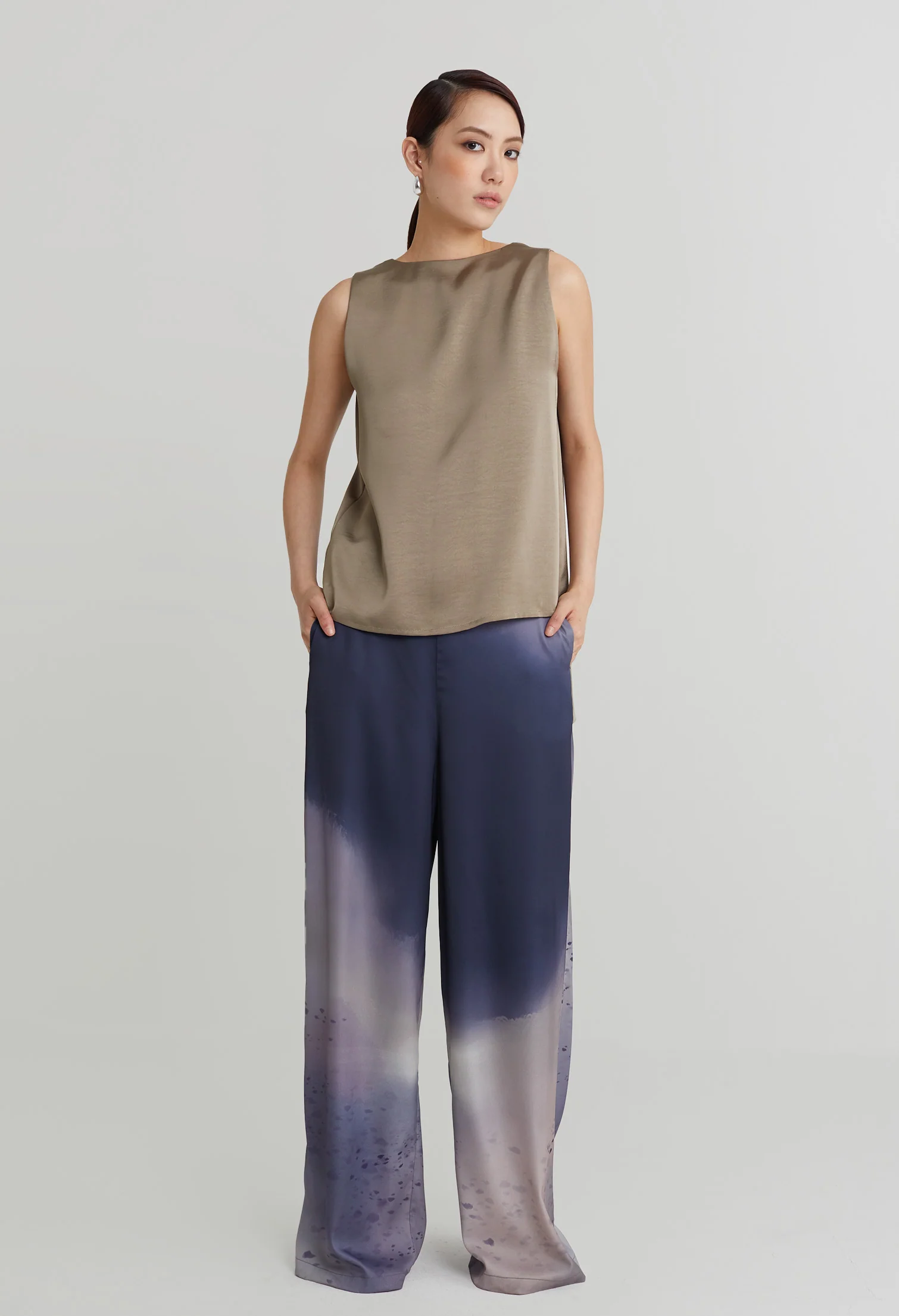 nichii X NURITA HARITH Elegant Two-way Flou Sleeveless Top